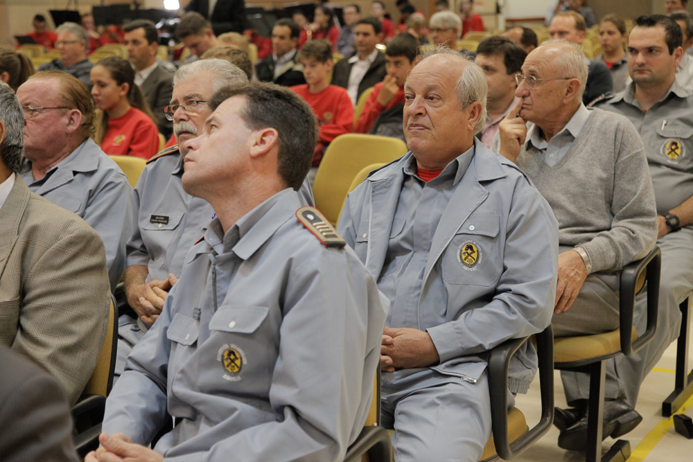 Sessão Solene de Homenagem aos Bombeiros Voluntários - Foto: Juliana Stadnik / Agência AL