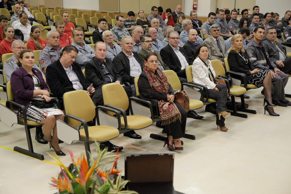 Sessão Solene de Homenagem aos Bombeiros Voluntários - Foto: Juliana Stadnik / Agência AL