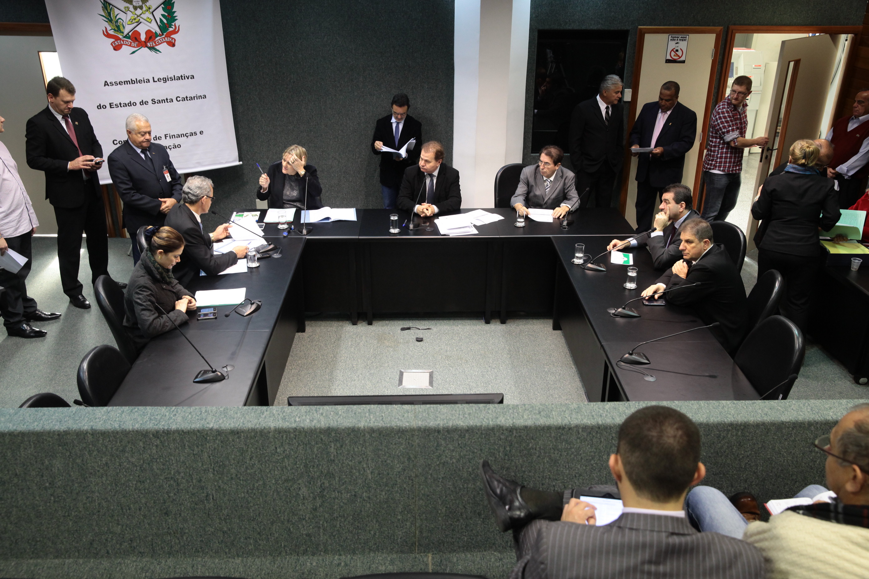 Reunião da Comissão de Finanças e Tributação. Foto: Miriam Zomer/Agência AL