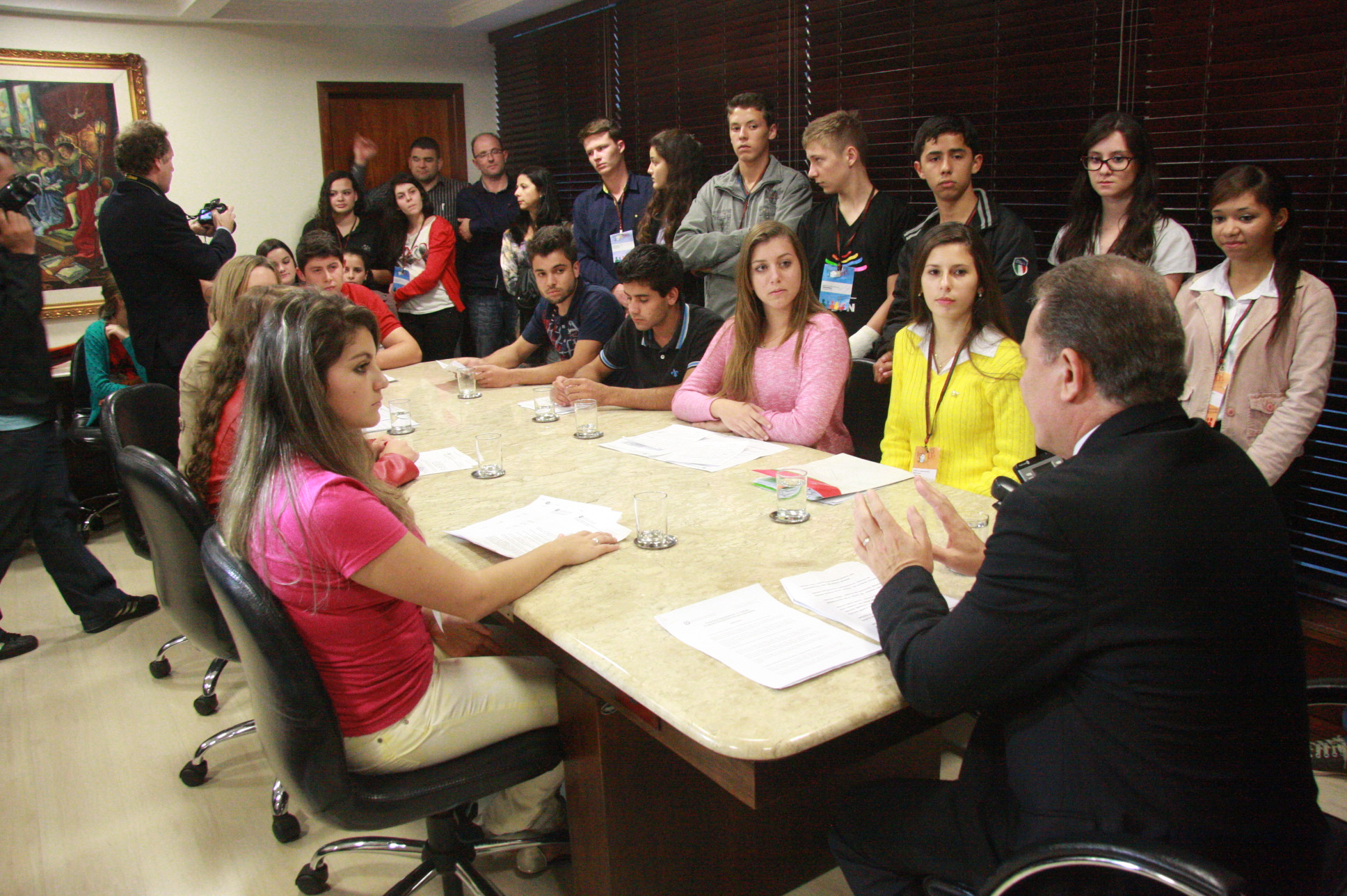 Presidente Joares Ponticelli recebe jovens deputados do Programa Parlamento Jovem. Foto: Eduardo Guedes de Oliveira / Agência AL