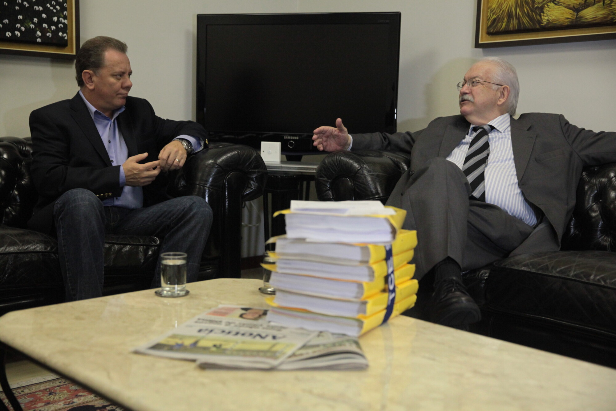 Com ressalvas, TCE recomenda aprovação das contas de 2013 do governo