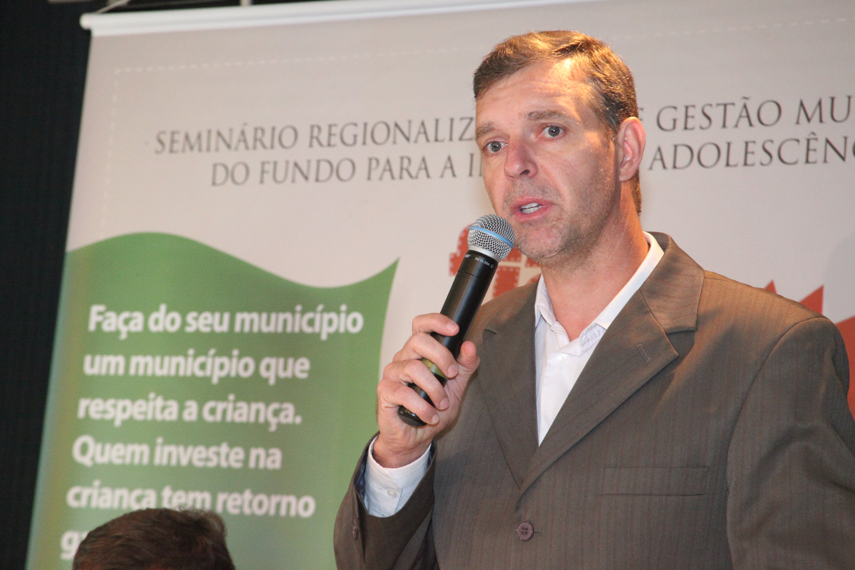 Sérgio Ricardo Joesting - promotor de justiça do estado. Seminário regionalizado sobre gestão municipal do FIA - Fundo para Infância e Adolescência. Foto: Fábio Queiroz / Agência AL