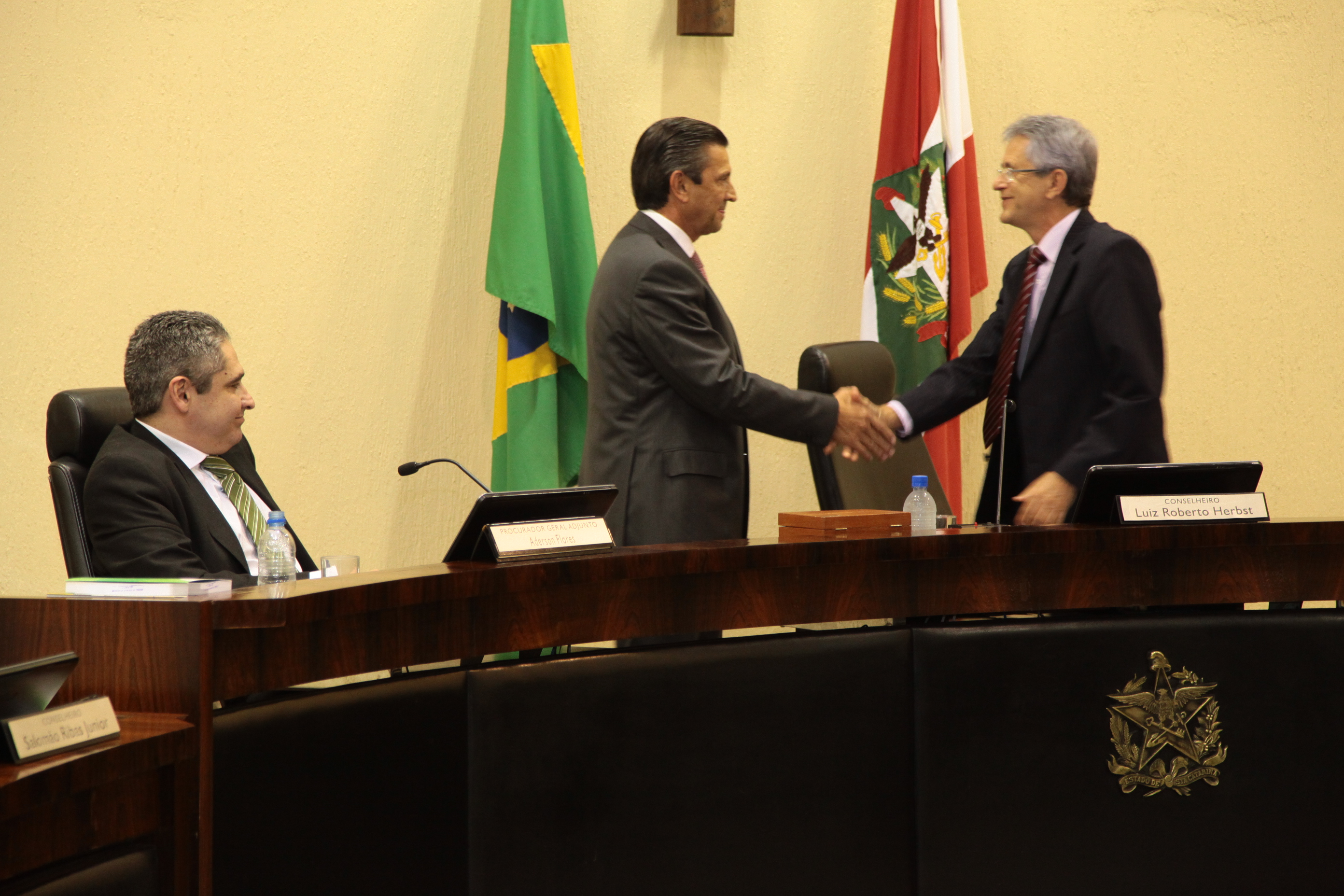 Posse do novo Presidente do TCE Julio Garcia. Foto: Miriam Zomer/Agência AL