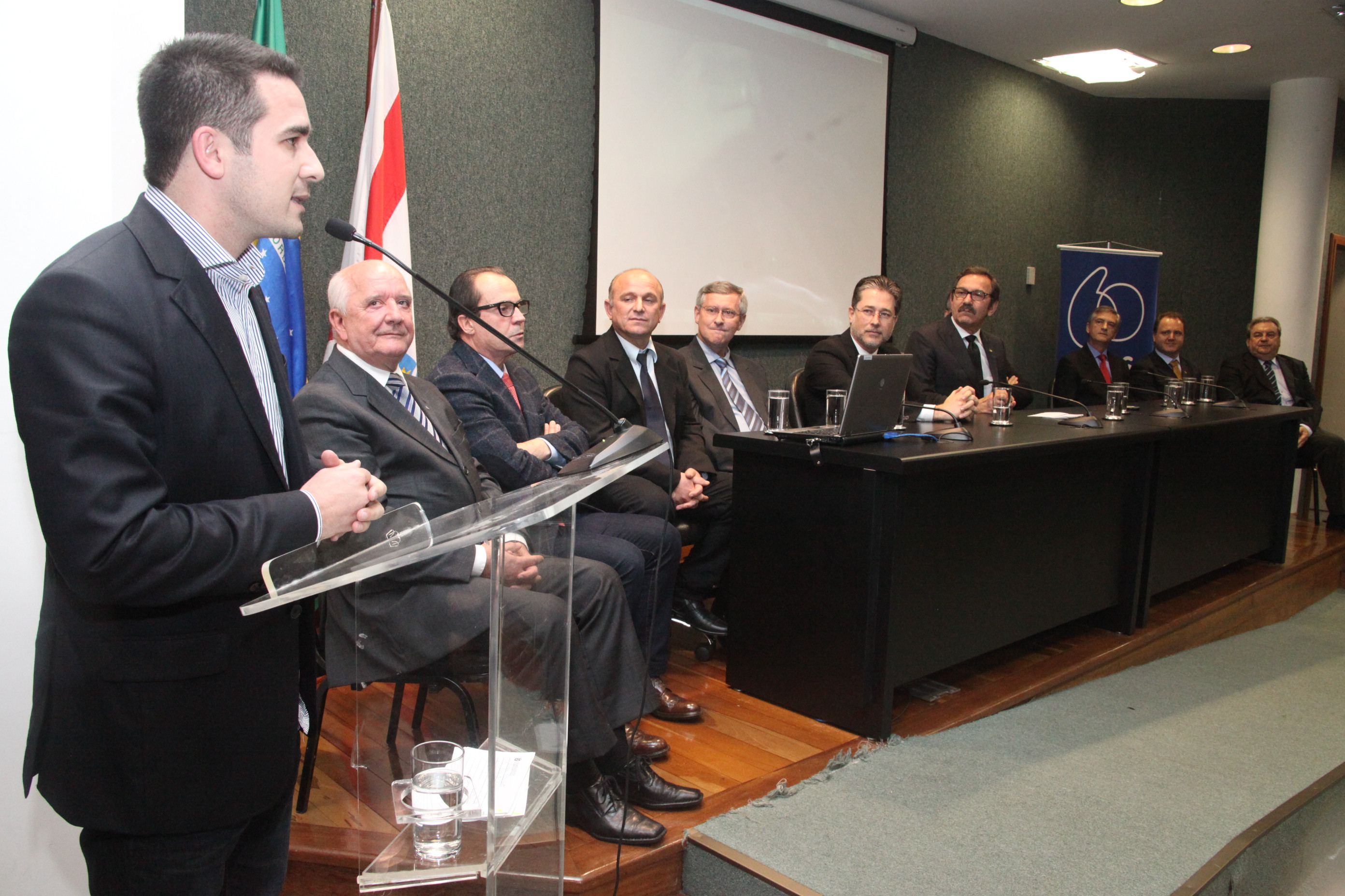 Ato Parlamentar Solene em homenagem aos 60 anos de fundação do Jornal Município Dia a Dia. Foto: Fábio Queiroz / Agência AL