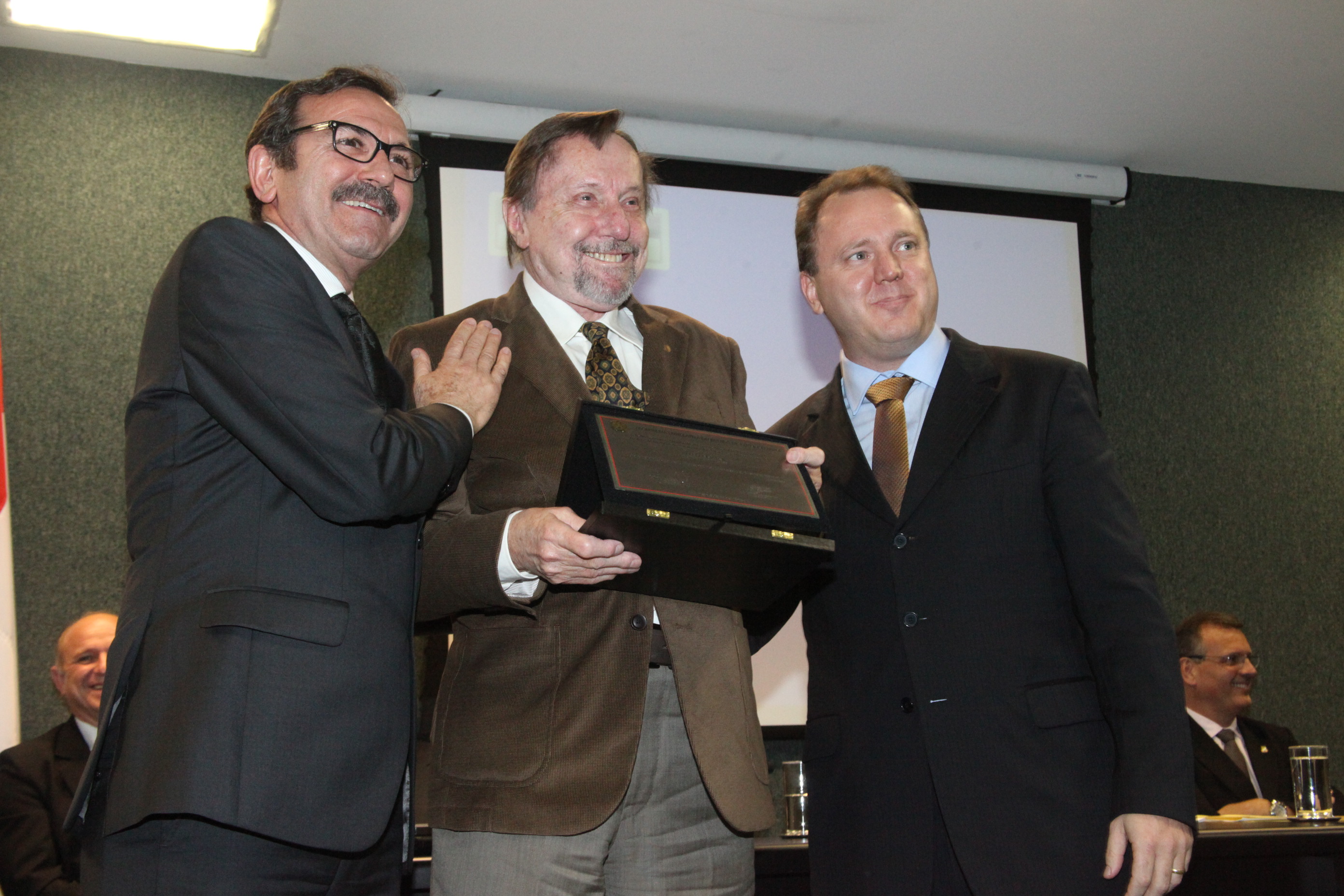 Ato Parlamentar Solene em homenagem aos 60 anos de fundação do Jornal Município Dia a Dia. Foto: Fábio Queiroz / Agência AL
