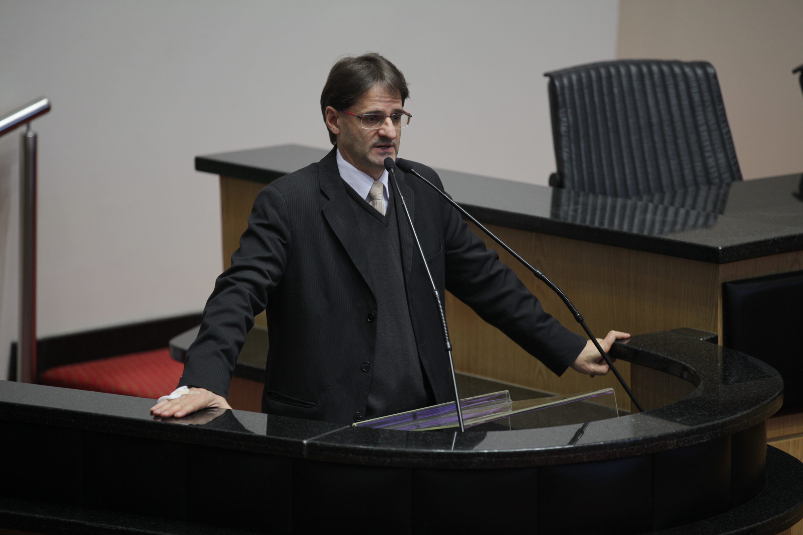 Sessão Plenária - Deputado Neodi Saretta (PT)