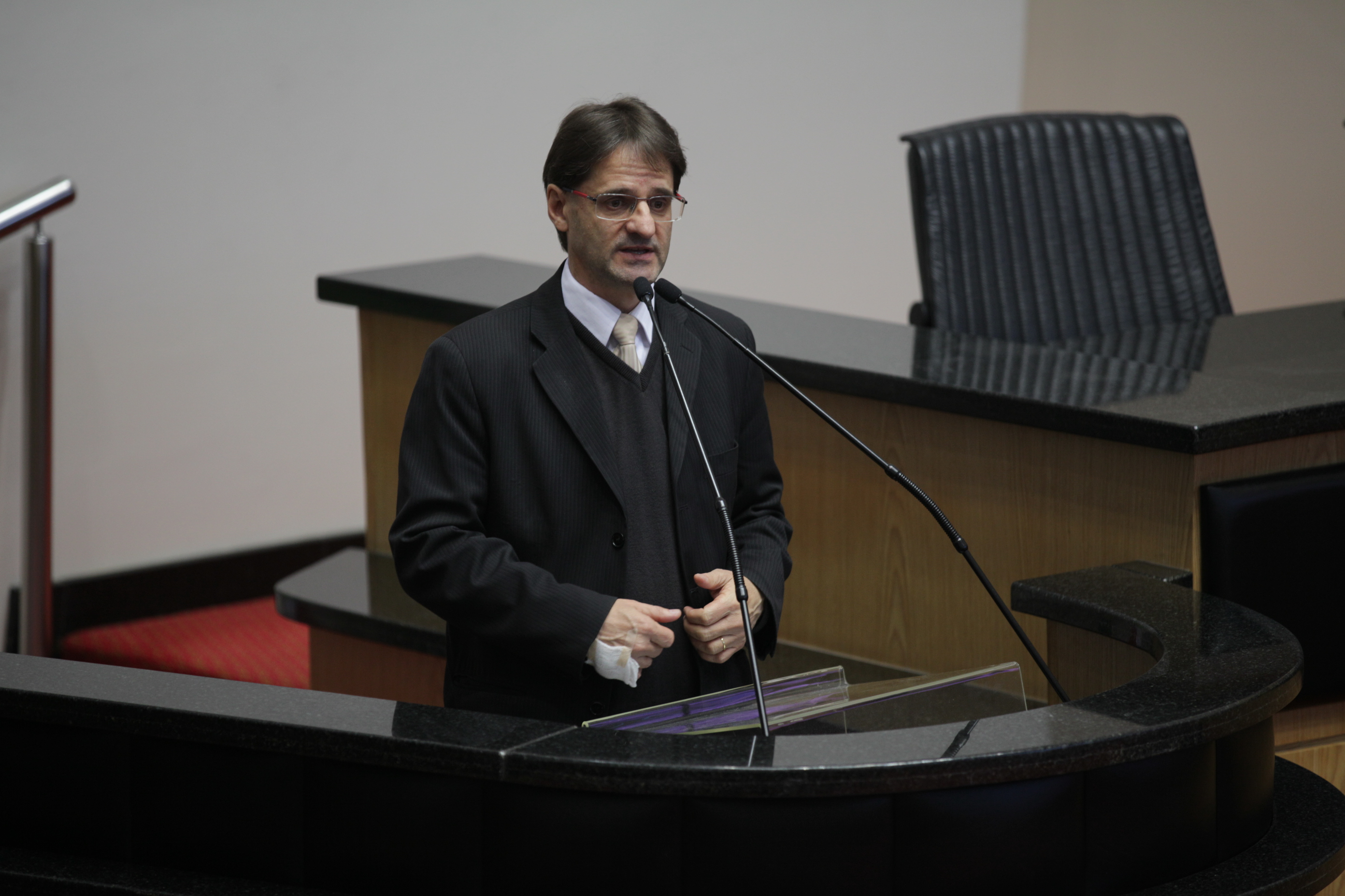 Sessão Plenária - Deputado Neodi Saretta (PT)