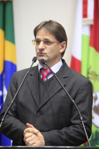 Novo projeto do deputado Saretta busca incentivar o fortalecimento do esporte em Santa Catarina