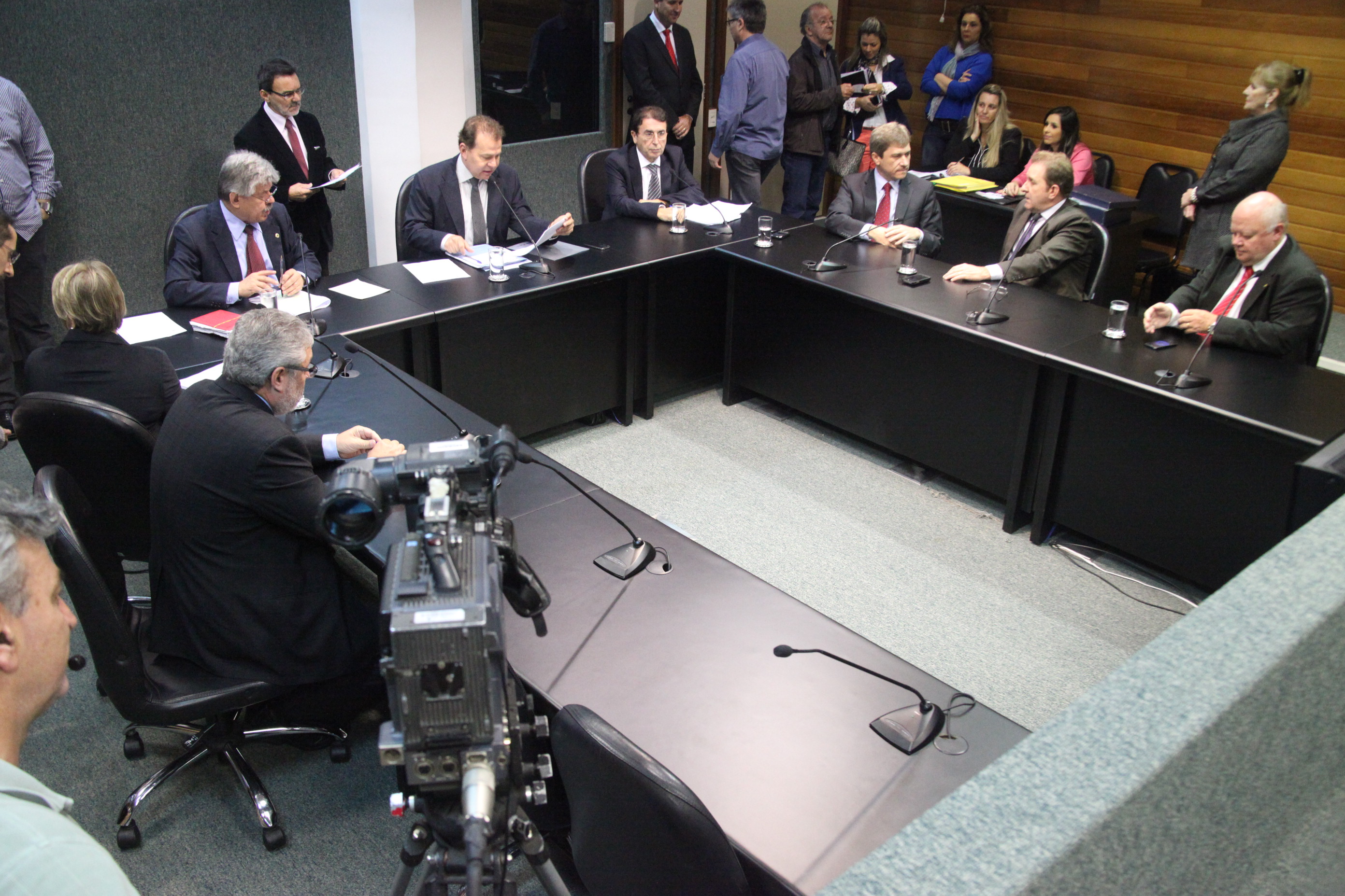 Reunião conjunta da Comissão de Finanças e Tributação e Comissão de Transportes. Foto: Fábio Queiroz / Agência AL