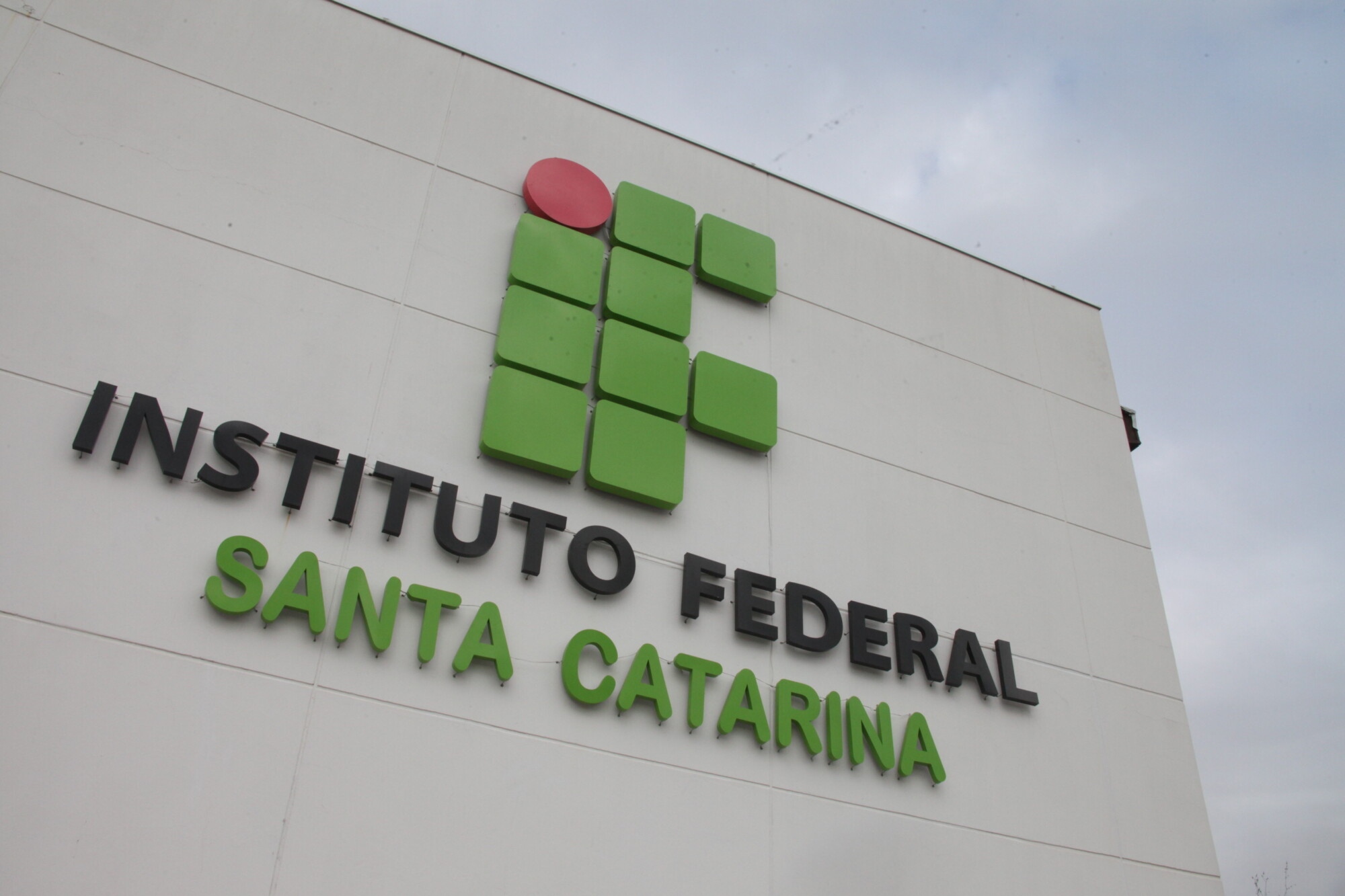 IFSC abre 1.237 vagas em cursos gratuitos de qualificação profissional