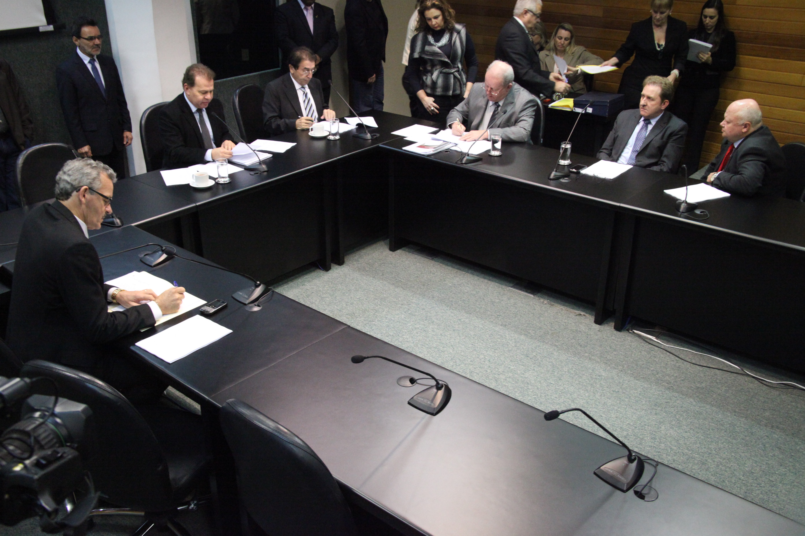 Reunião da Comissão Finanças e Tributação. Foto: Fábio Queiroz / Agência AL