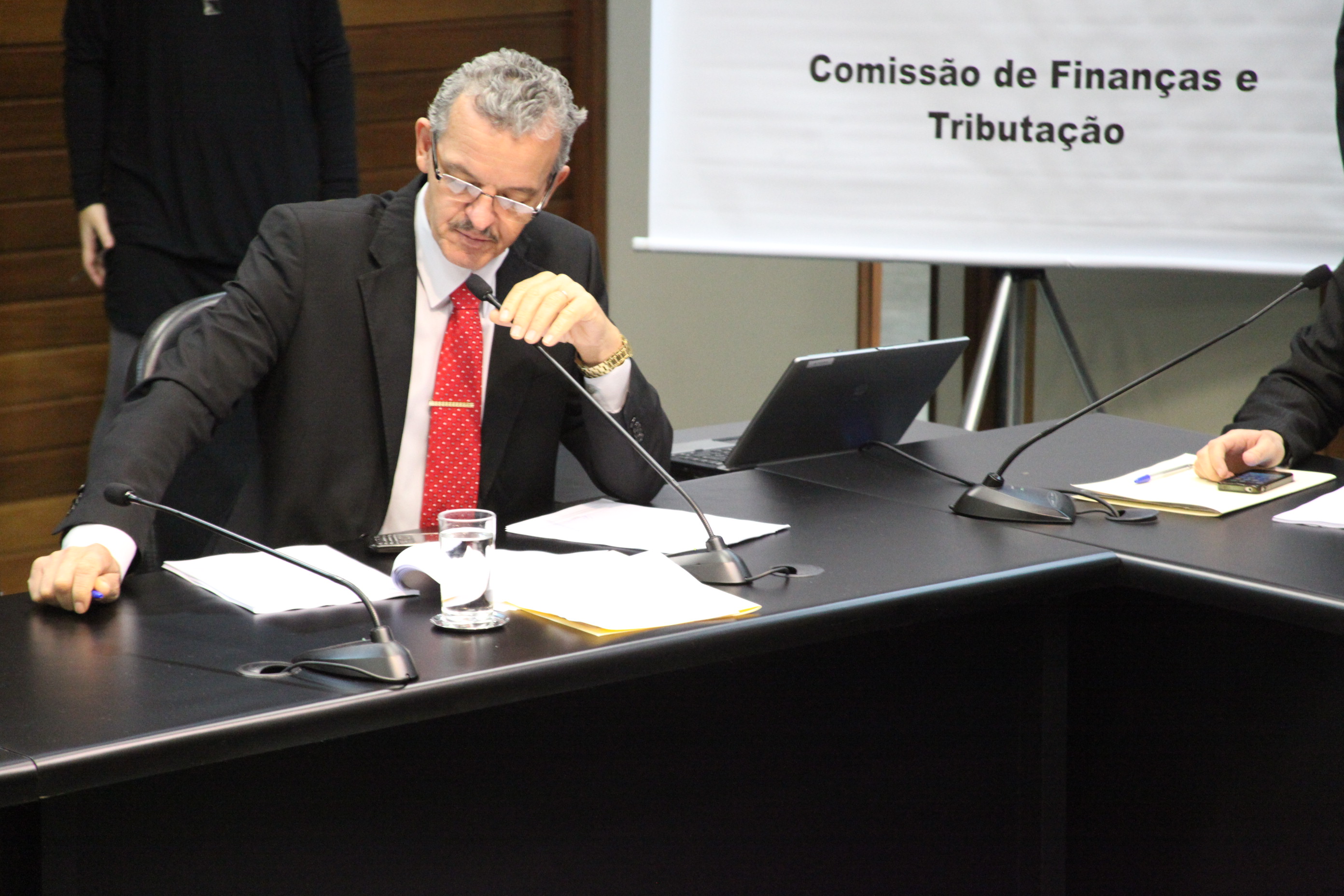 Reunião da Comissão Finanças e Tributação. Foto: Fábio Queiroz / Agência AL