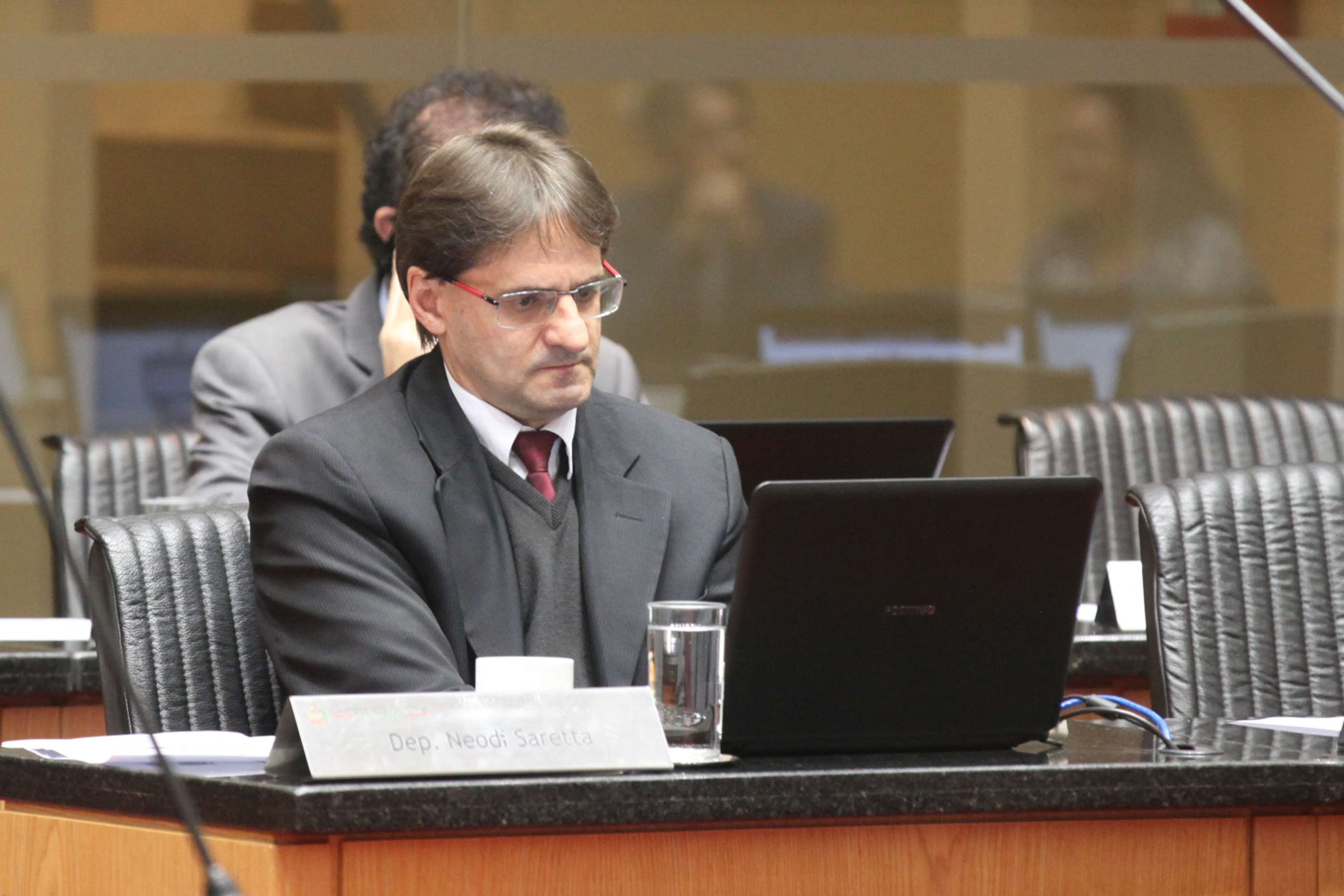 Deputado Neodi Saretta (PT). Sessão Ordinária. Foto: Fábio Queiroz / Agência AL