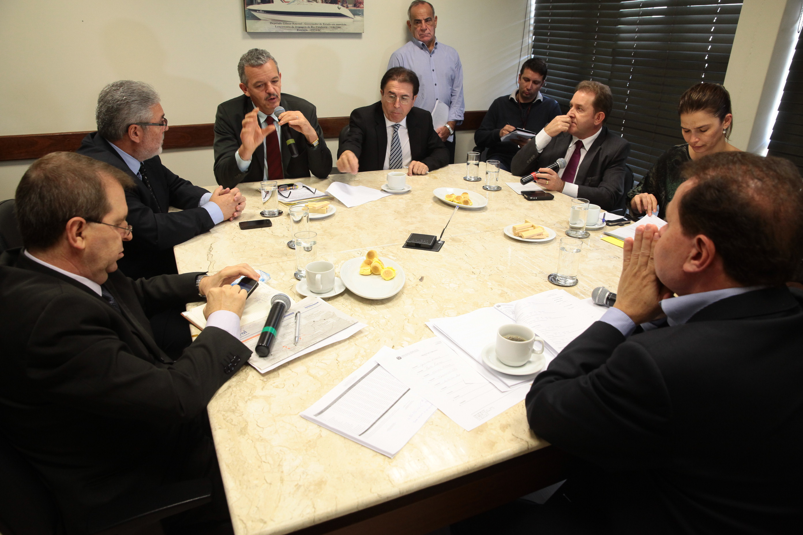 Reunião extraordinária da Comissão de Finanças. Fotos: Miriam Zomer/Agência AL