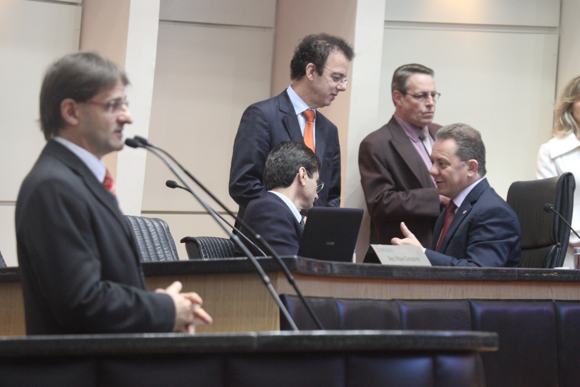 Cheias, TCE e agricultura familiar, temas da sessão da manhã desta terça (15)