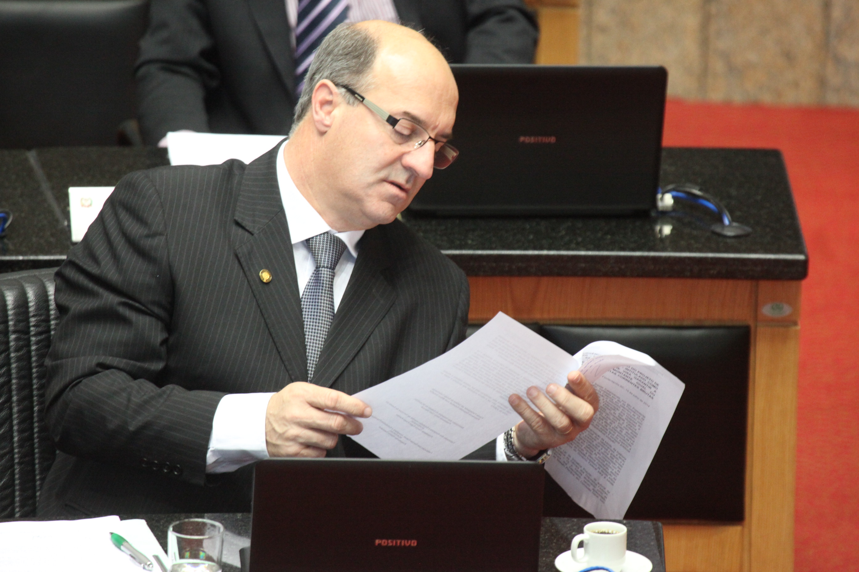 Deputado José Milton Scheffer (PP) - Sessão Ordinária. Foto: Fábio Queiroz / Agência AL