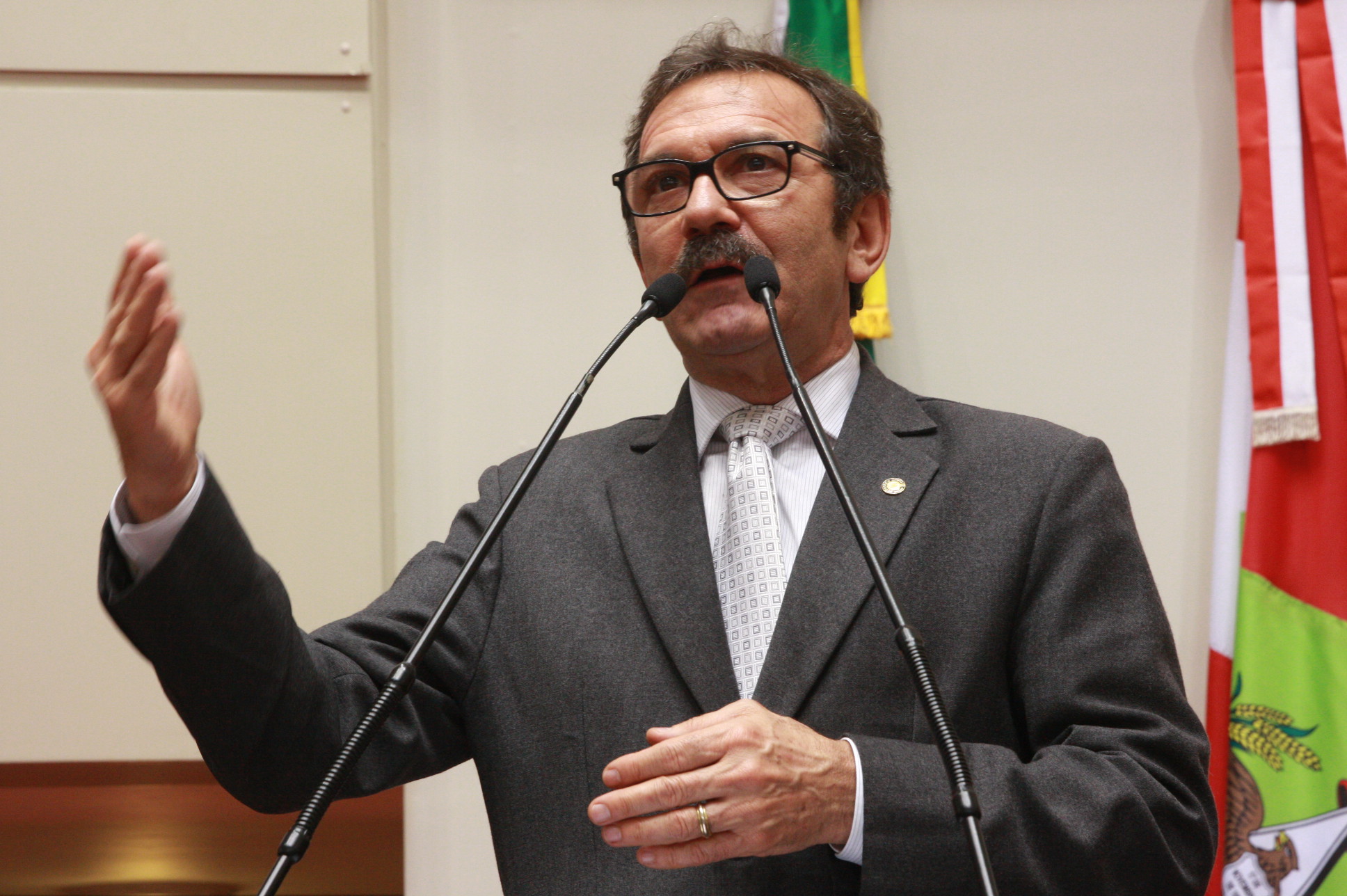 Deputado Serafim Venzon (PSDB)  - Sessão Ordinária. Plenário Osni Regis. Foto:Eduardo Guedes de Oliveira/Agência AL