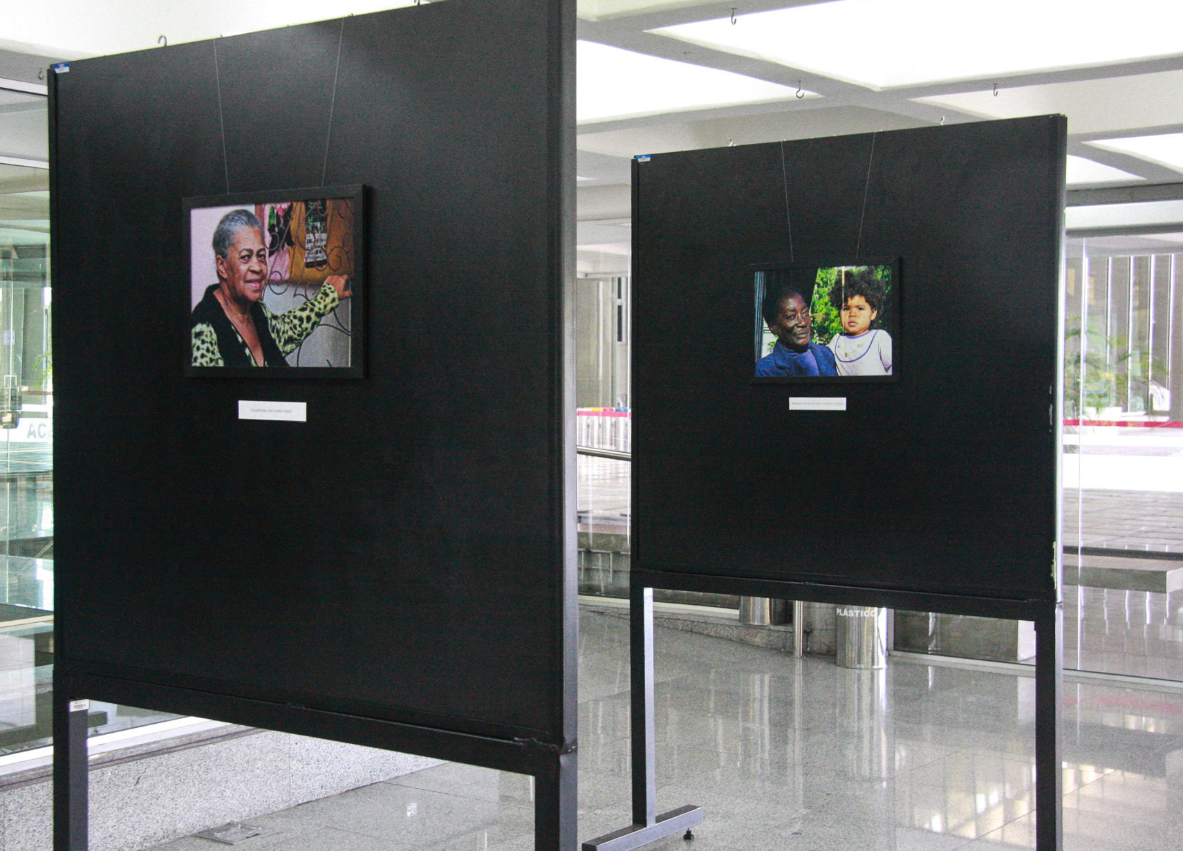 Exposição Fotográfica em homenagem ao dia Internacional da Mulher Negra. Foto: Ana Luiza Avila Tenfen/PAB