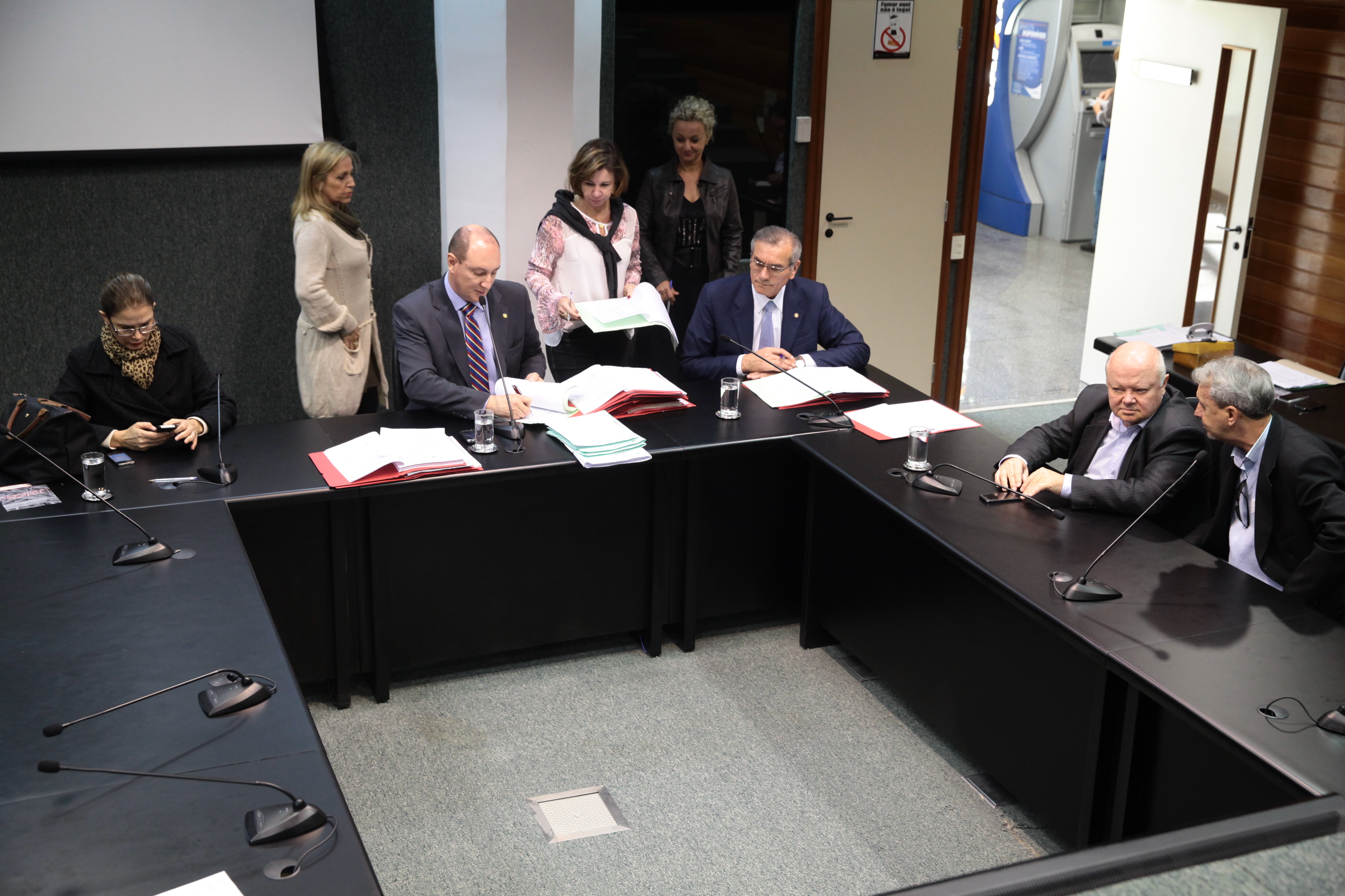 Reunião da Comissão de Trabalho, Administração e Serviço Público. Foto: Miriam Zomer/Agência AL