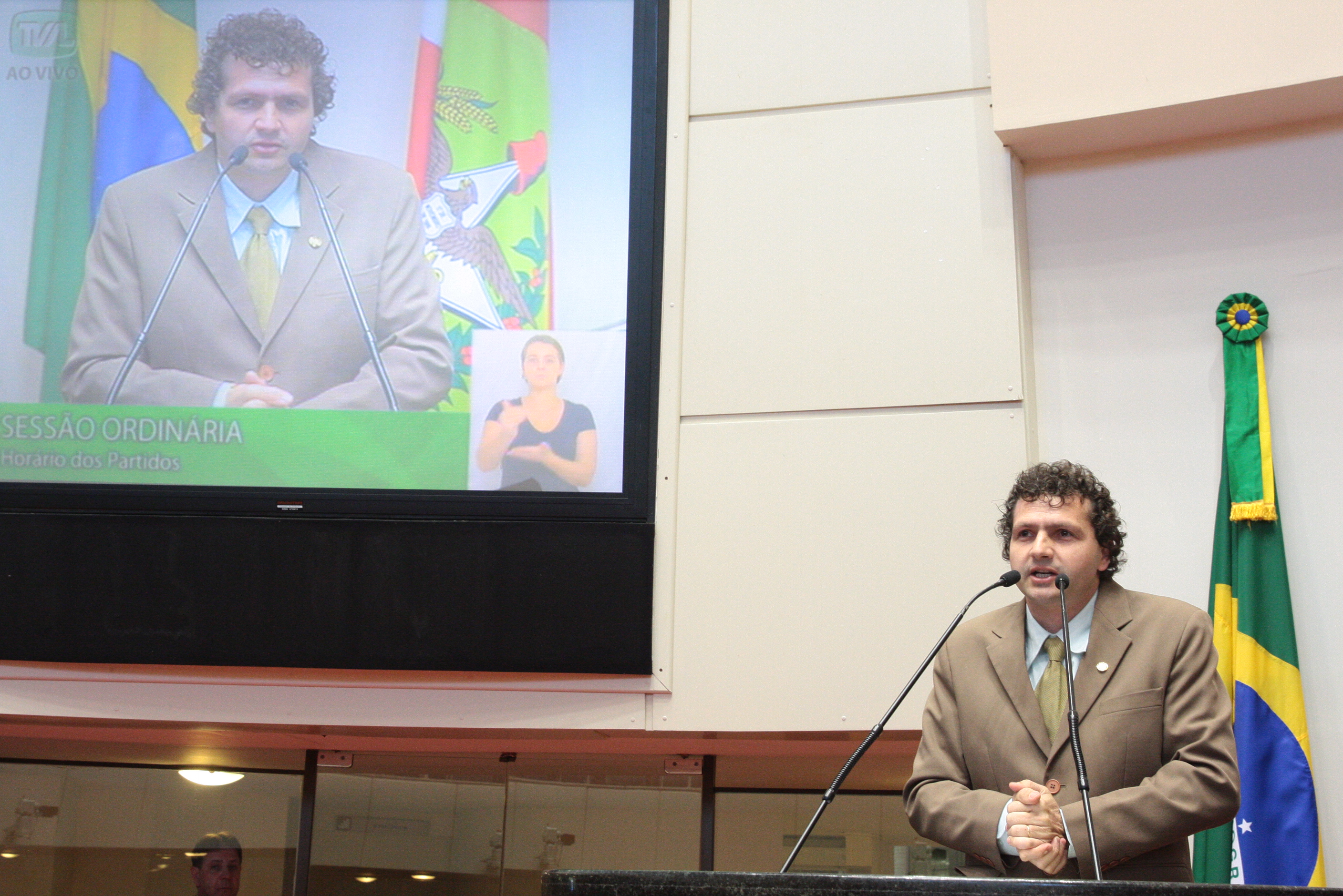 Deputado Daniel Tozzo (PSD). Sessão ordinária. Foto: Eduardo Guedes de Oliveira / Agência AL