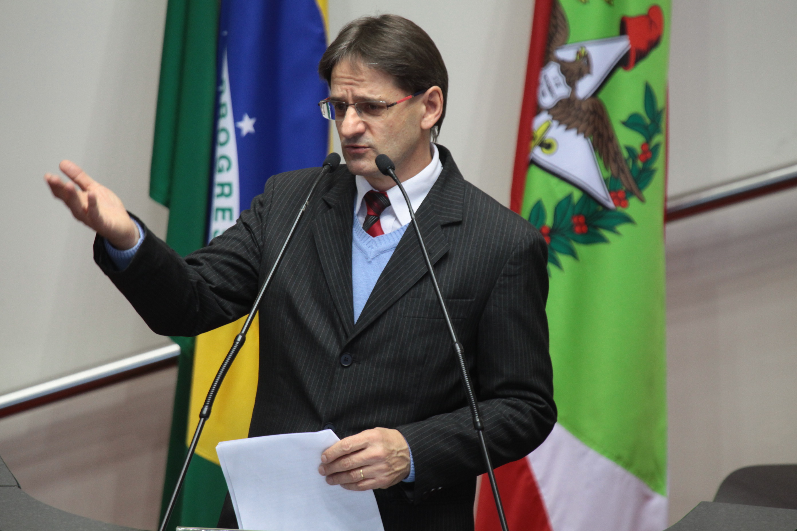 Deputado Neodi Saretta (PT) - Sessão Ordinária. Foto: Miriam Zomer/ Agência AL