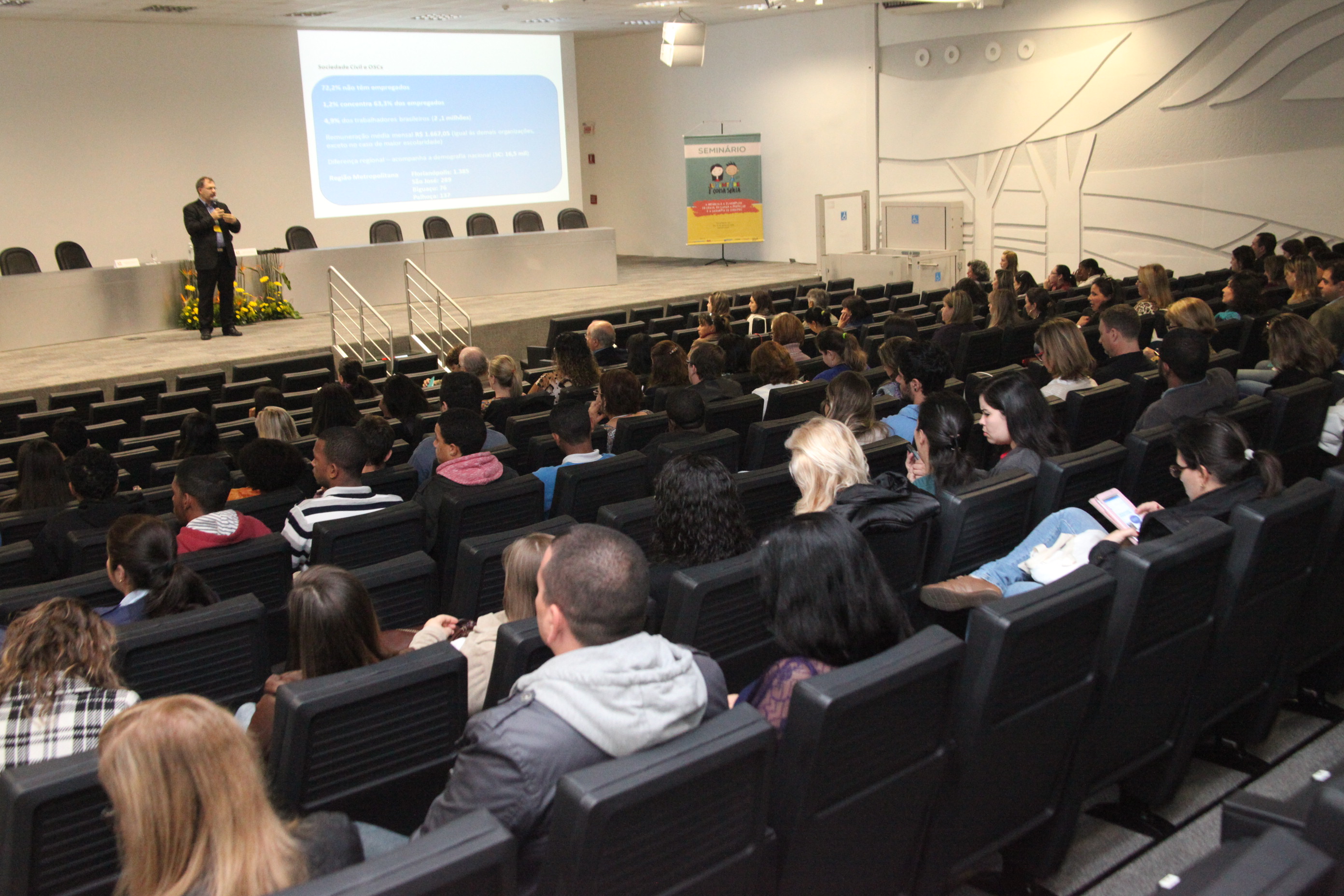 Seminário Juventude - Foto: Fábio Queiroz / Agência AL