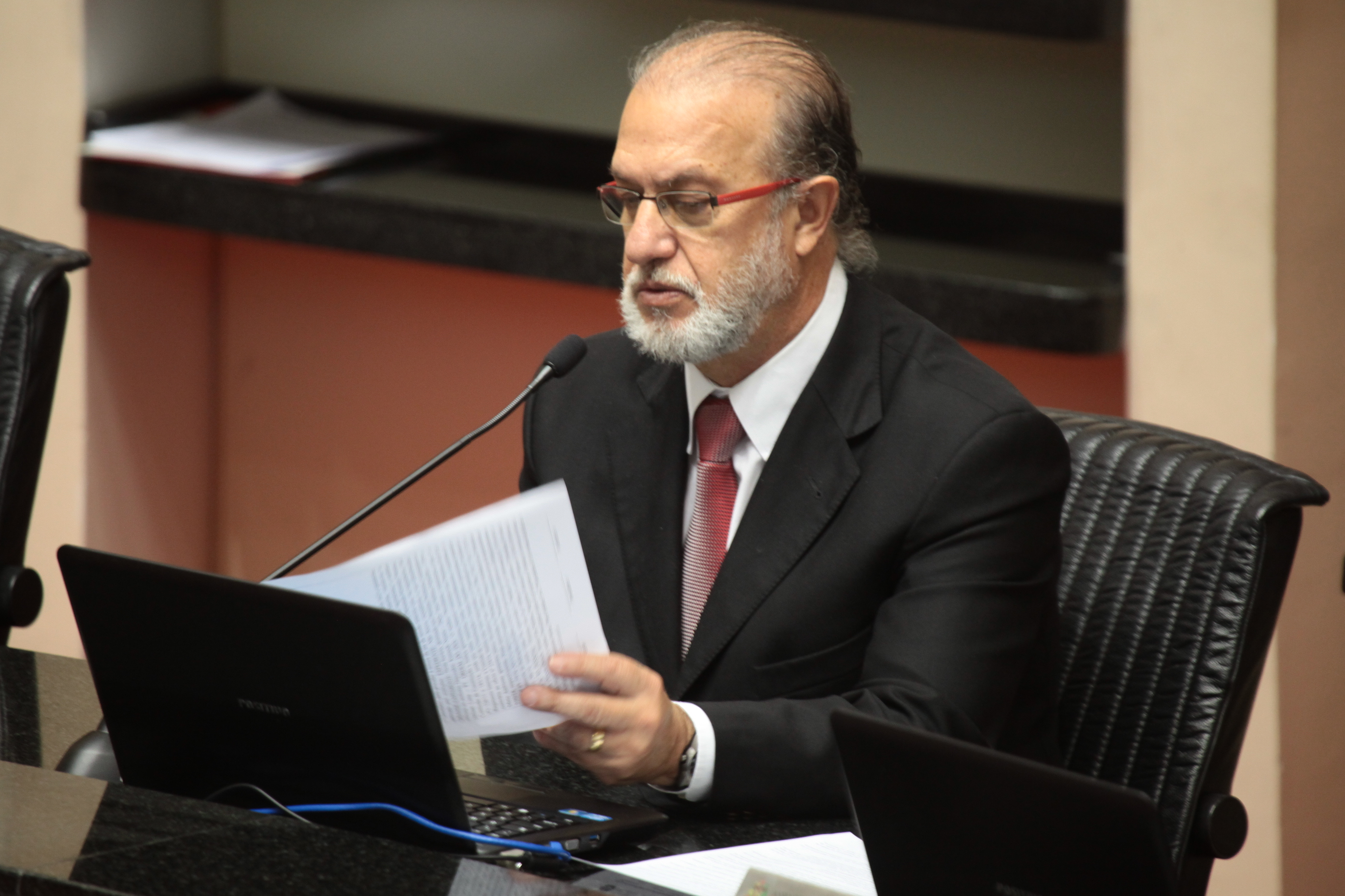 Deputado Nilson Gonçalves (PSDB) Sessão Ordinária. Plenário Osni Régis. Fotos: Miriam Zomer/Agência AL
