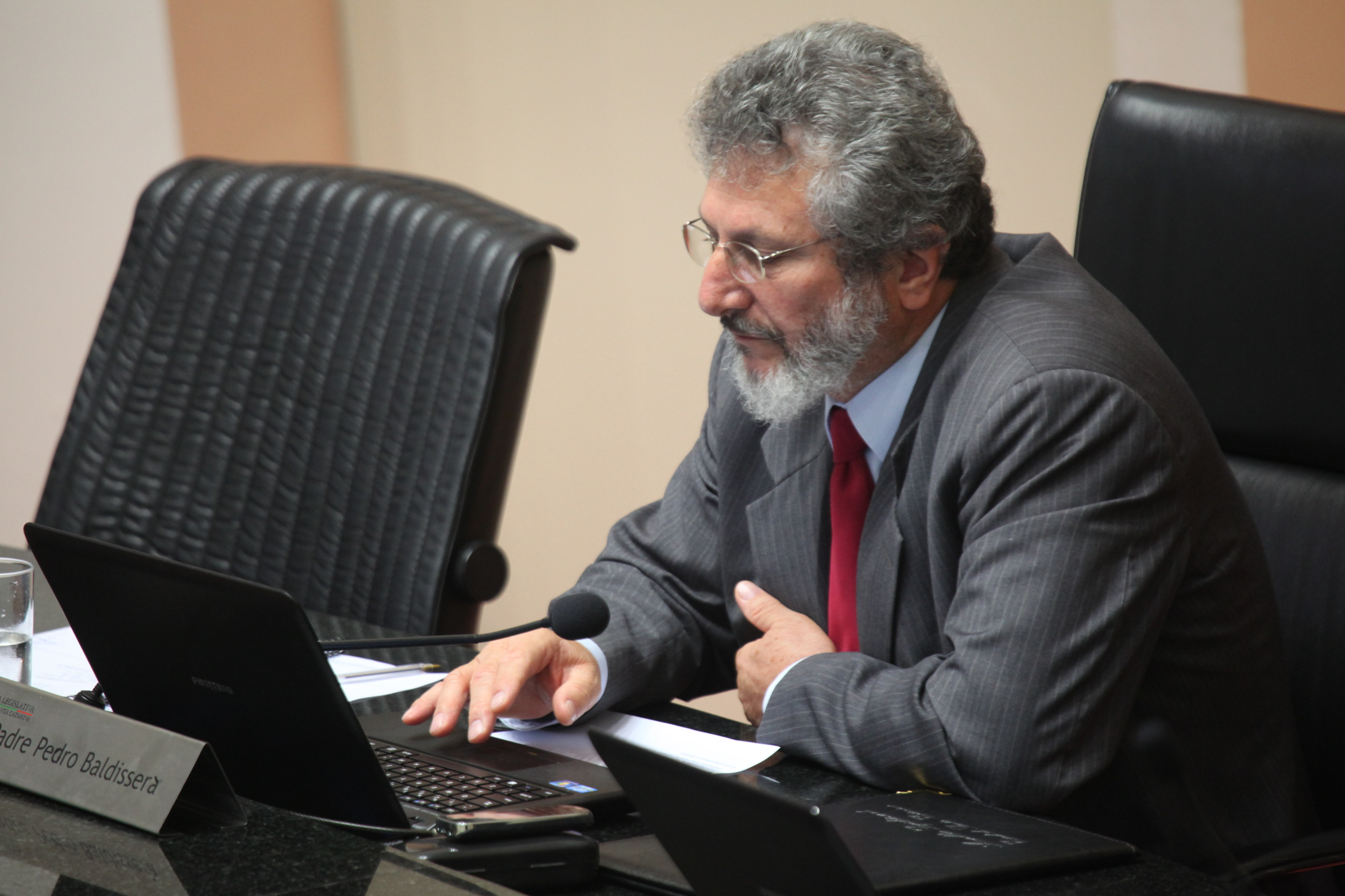 Deputado Padre Pedro Baldissera (PT). Sessão Ordinária - Plenário Osni Régis - foto: Juliana Stadnik / Agência AL