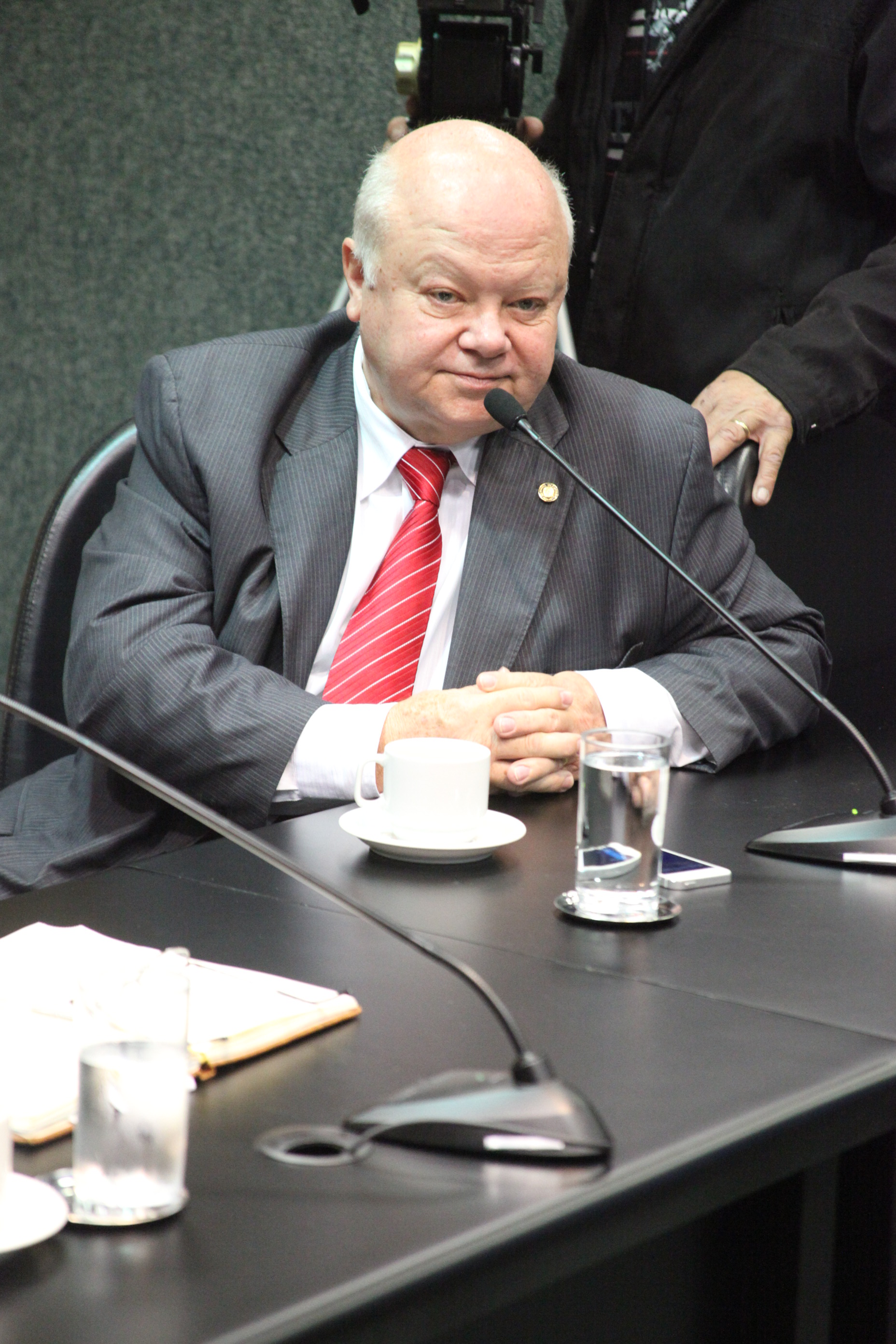 Deputado Renato Hinnig (PMDB). Reunião da Comissão de Finanças e Tributação. Foto: Fábio Queiroz / Agência AL