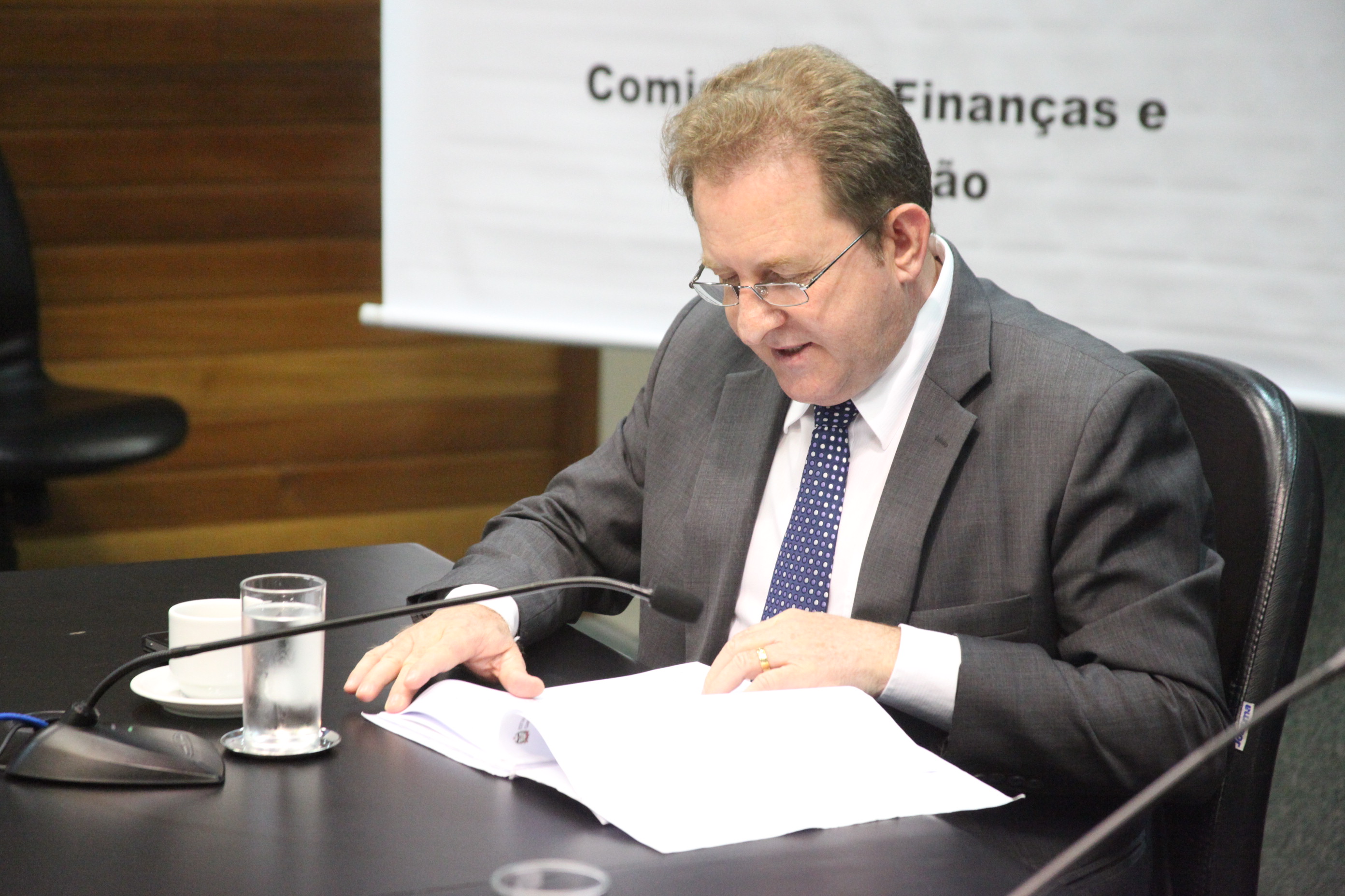 Deputado Valmir Comin (PP). Reunião da Comissão de Finanças e Tributação. Foto: Fábio Queiroz / Agência AL