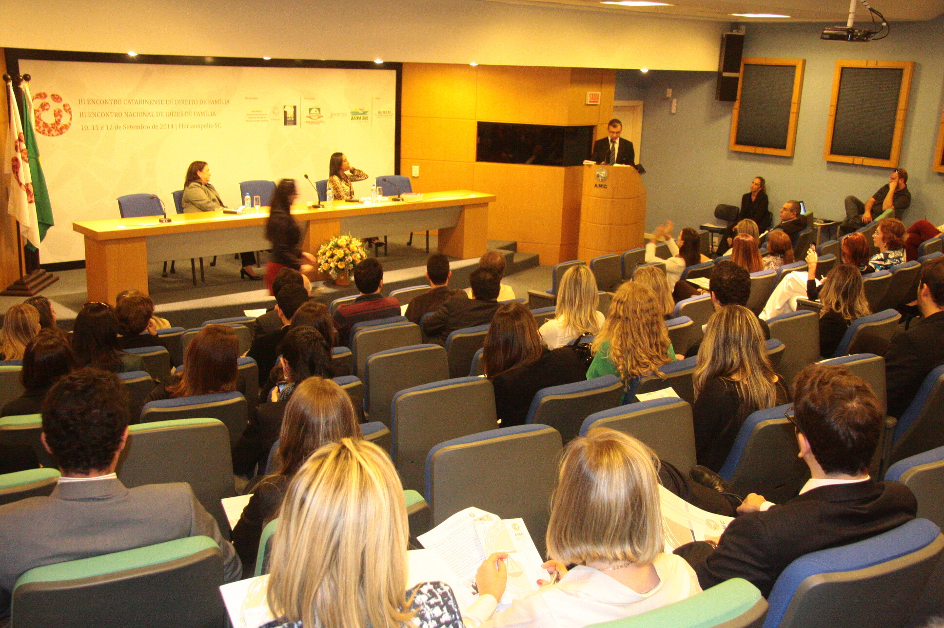 Encontro reúne operadores do direito de família de todo o país em Florianópolis. FOTO: Eduardo Guedes de Oliveira/Agência AL