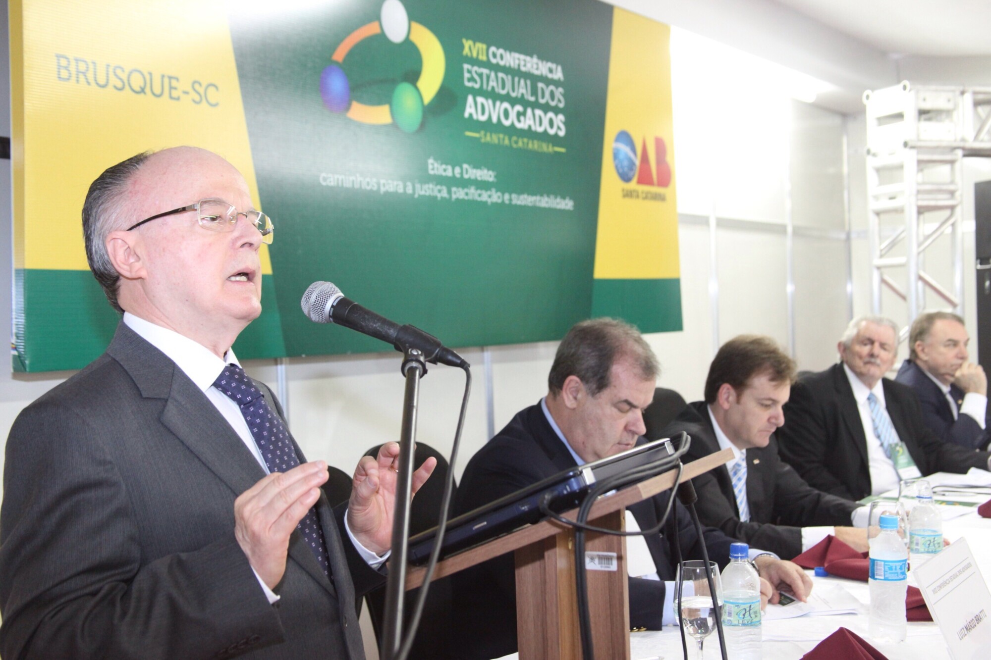 Paulo Roberto de Gouvea Medina destacou as principais propostas para o novo Código de Ética e Disciplina da entidade. FOTOS: Fábio Queiroz/Agência AL
