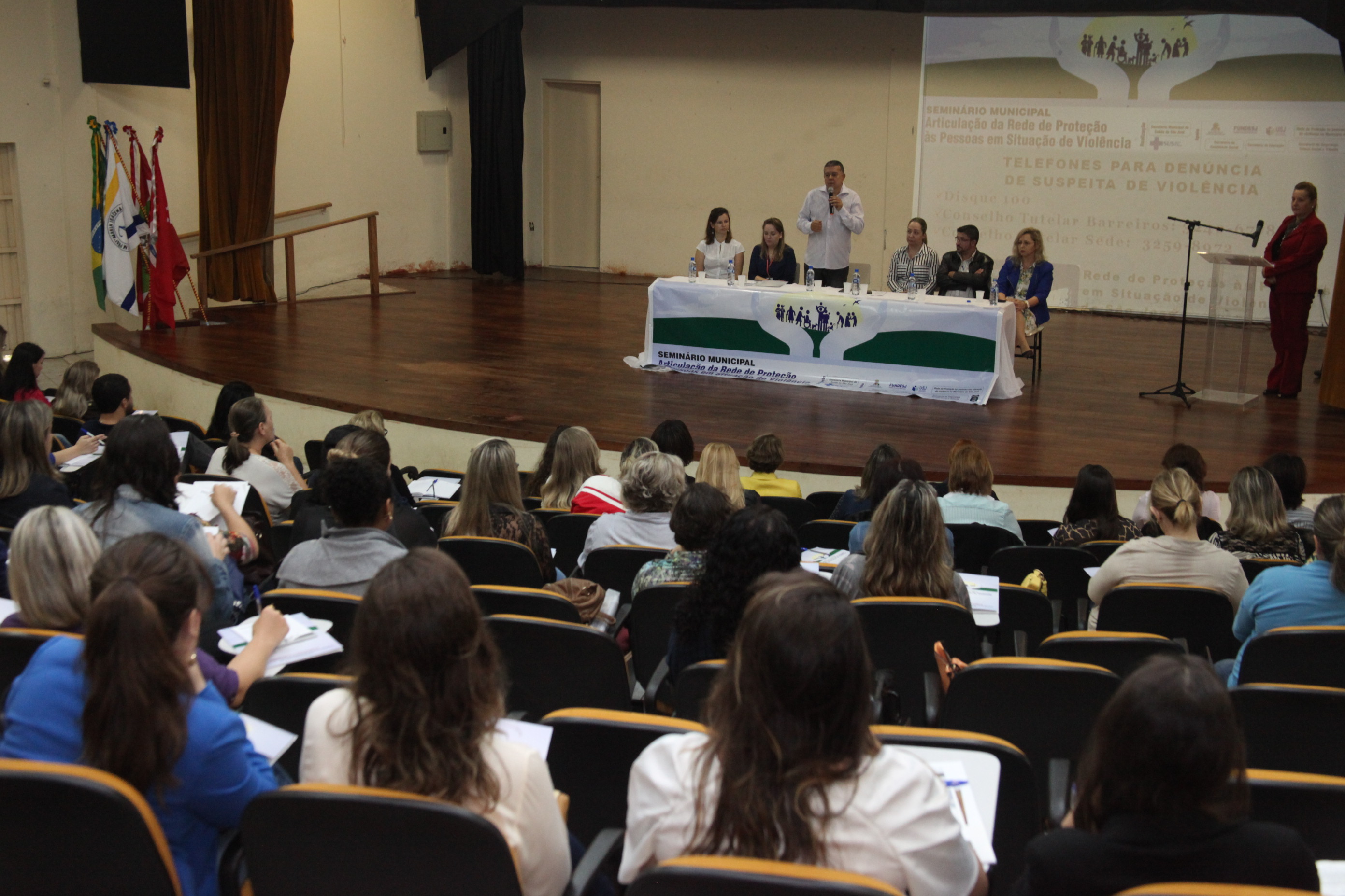 Seminário Violência Contra Crianças