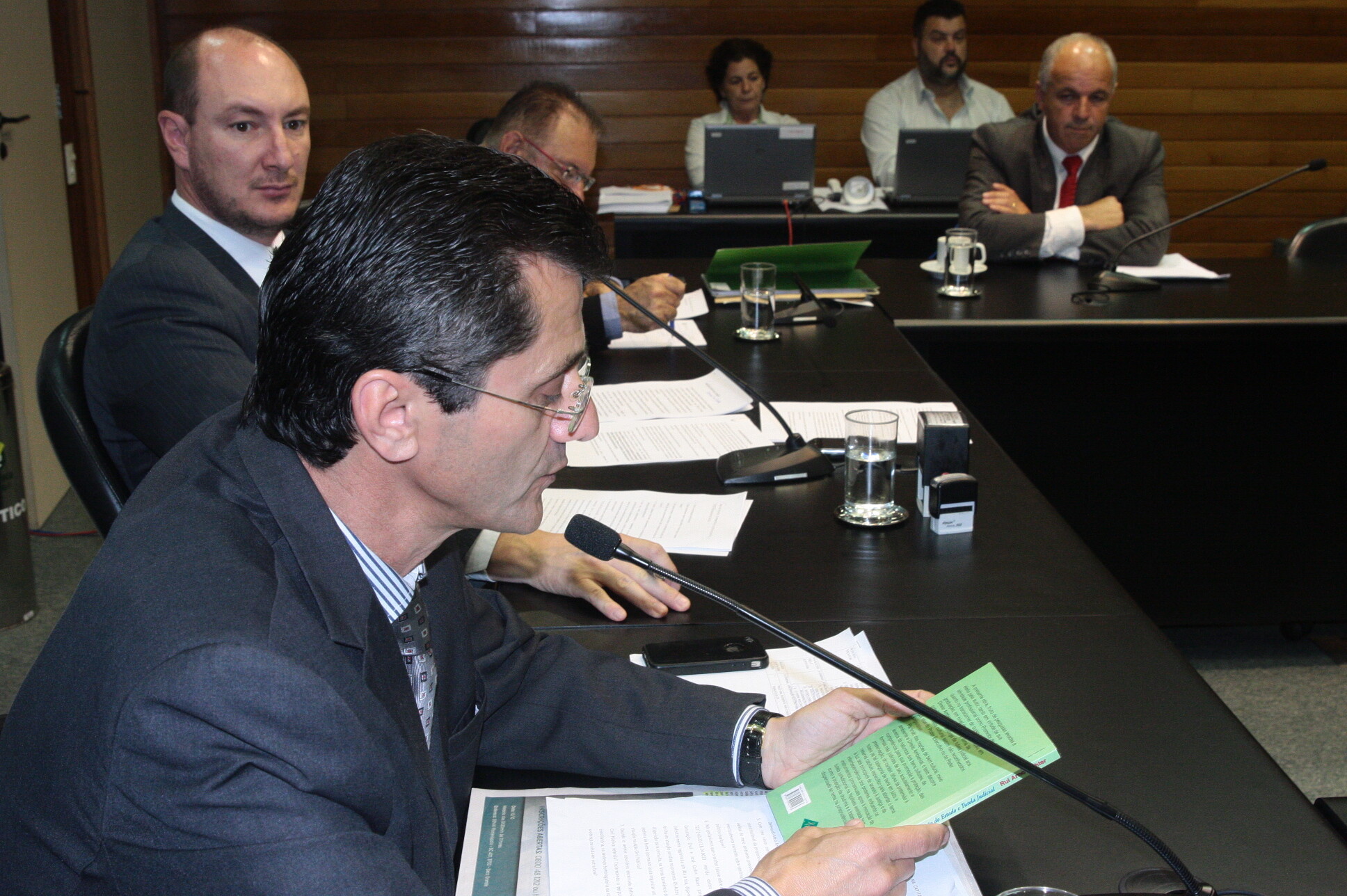 CPI do MP ouve arquiteto e procurador de Justiça