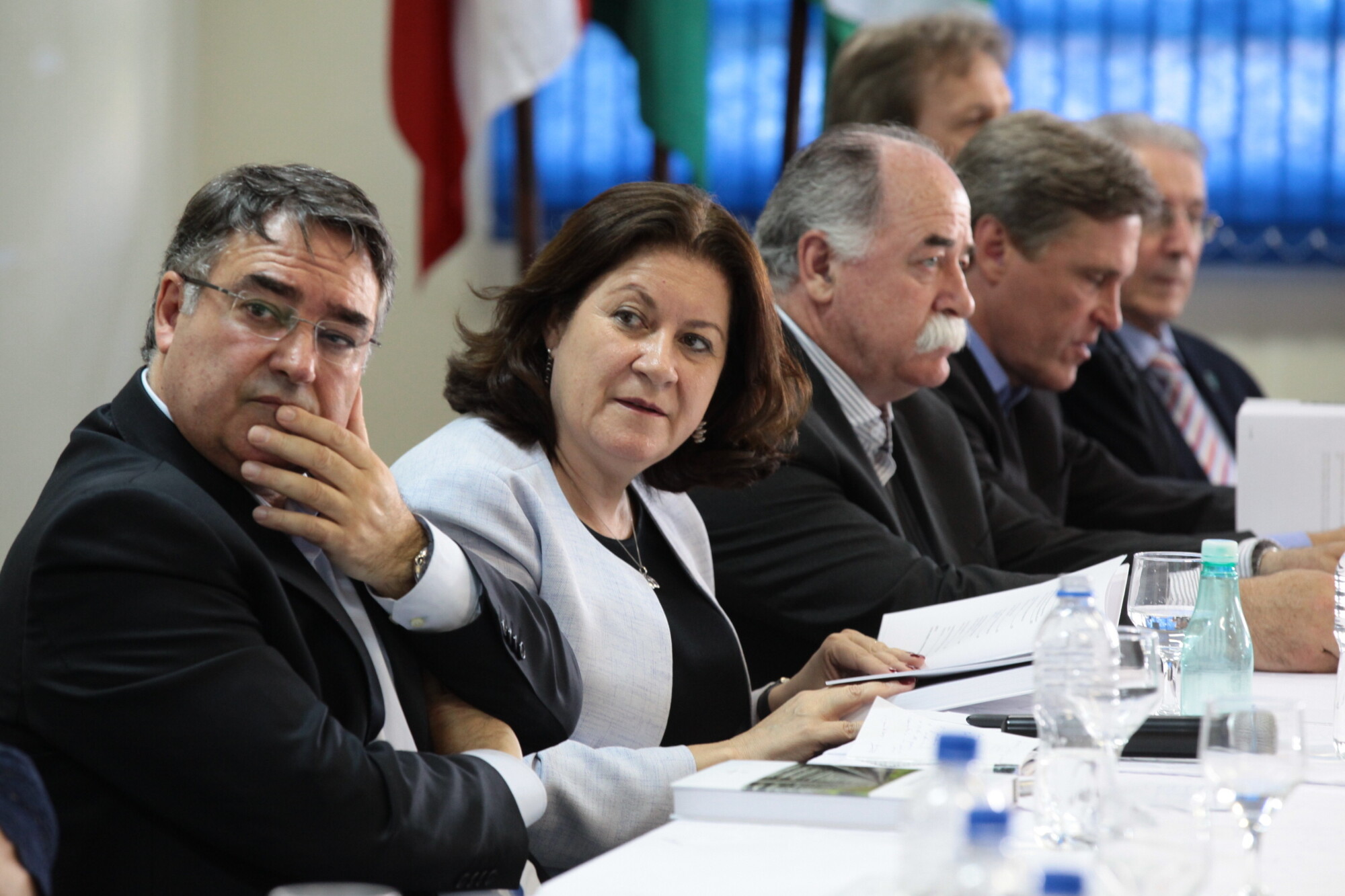 Assinada ordem de serviço para projeto da Ferrovia da Integração