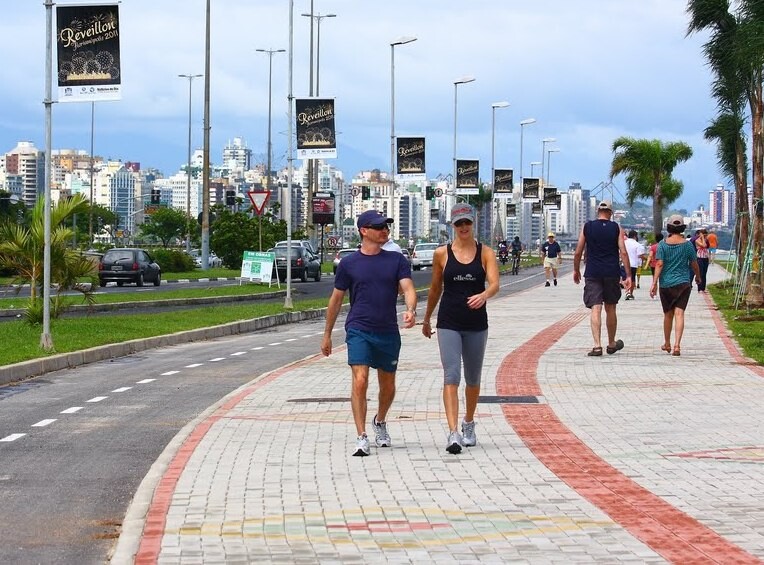 Horário de verão deve economizar energia referente a 70% do consumo de Florianópolis