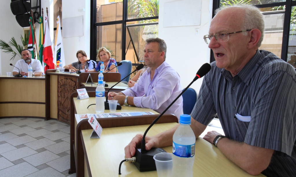 Pastor Werner Fuchs presta depoimento à Comissão da Verdade em Papanduva SC  Foto Carlos Kilian/Agência AL