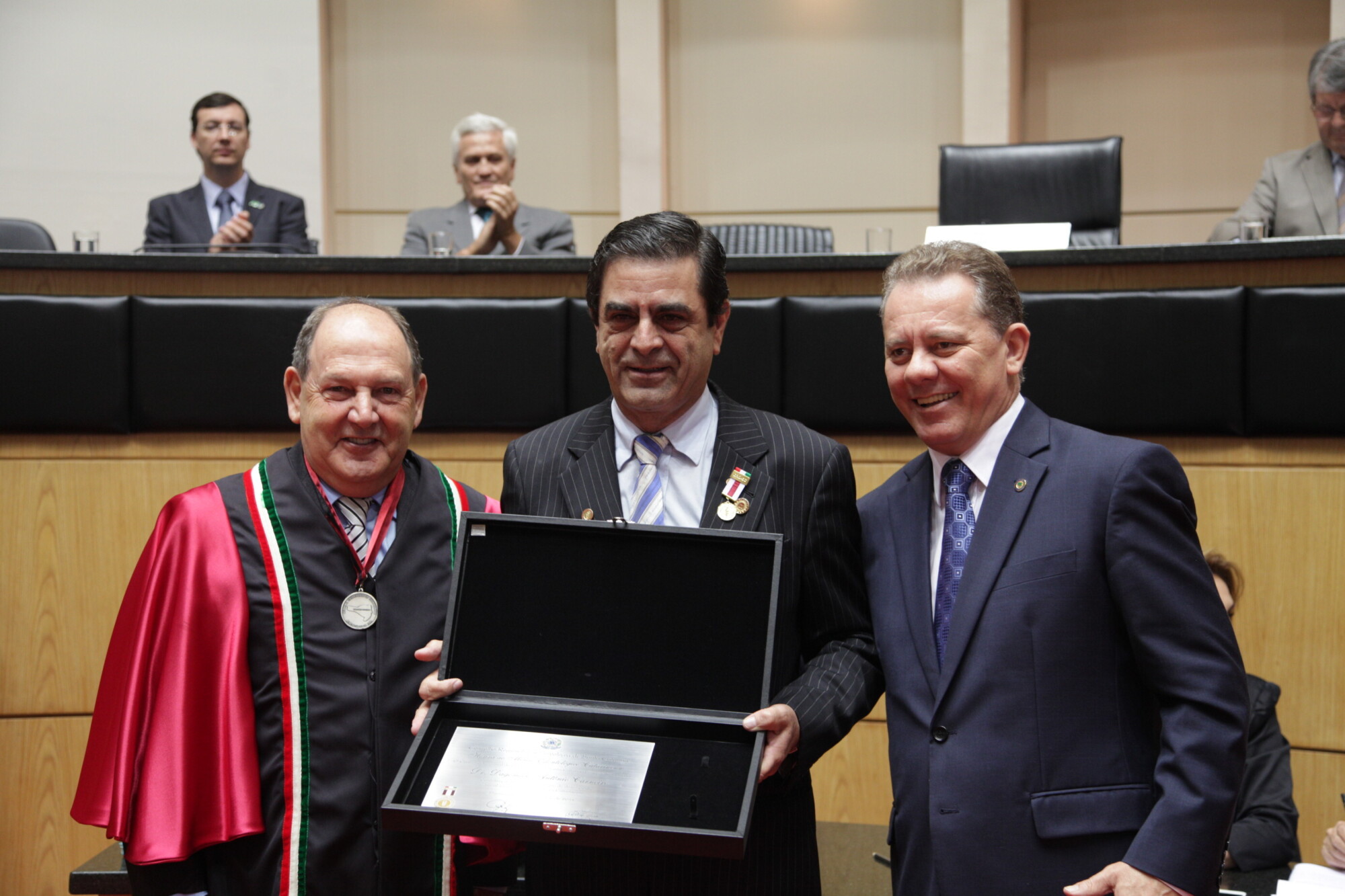 Cirurgiões-Dentistas são homenageados pelo Parlamento Catarinense