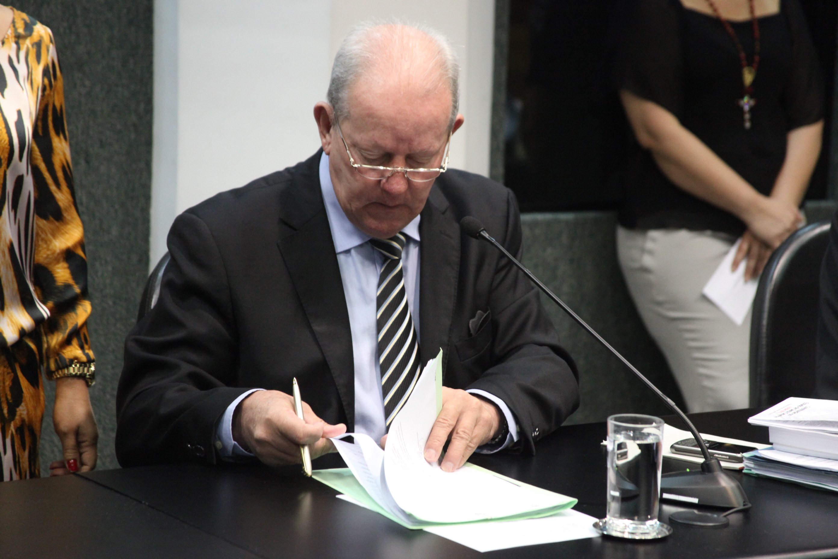 Reunião da Comissão de Constituição e Justiça. Foto: Fábio Queiroz / Agência AL