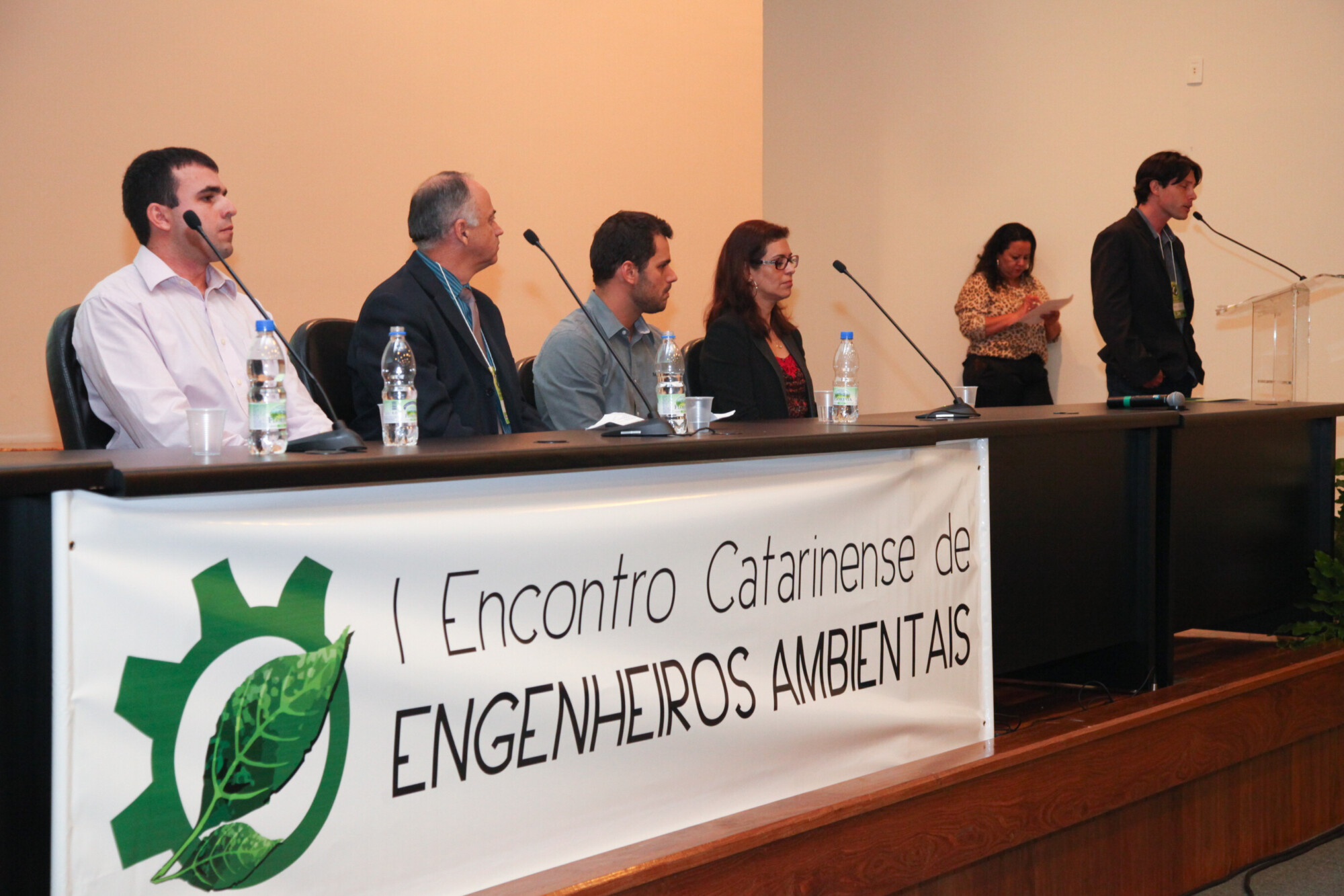 Engenheiros Ambientais discutem os rumos da categoria na Assembleia Legislativa