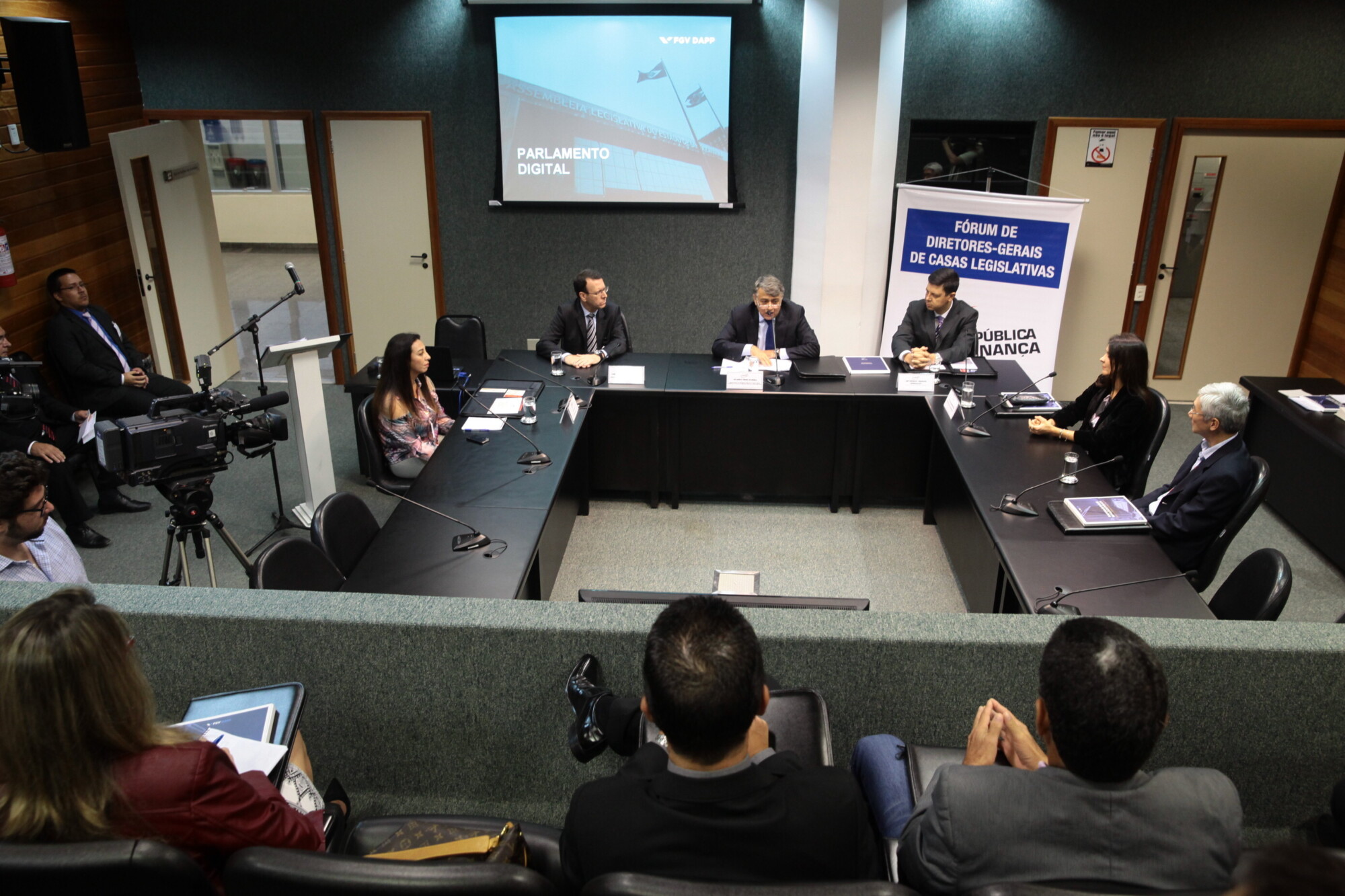 ALESC sedia 12º Encontro Nacional dos Diretores-Gerais de Casas Legislativas