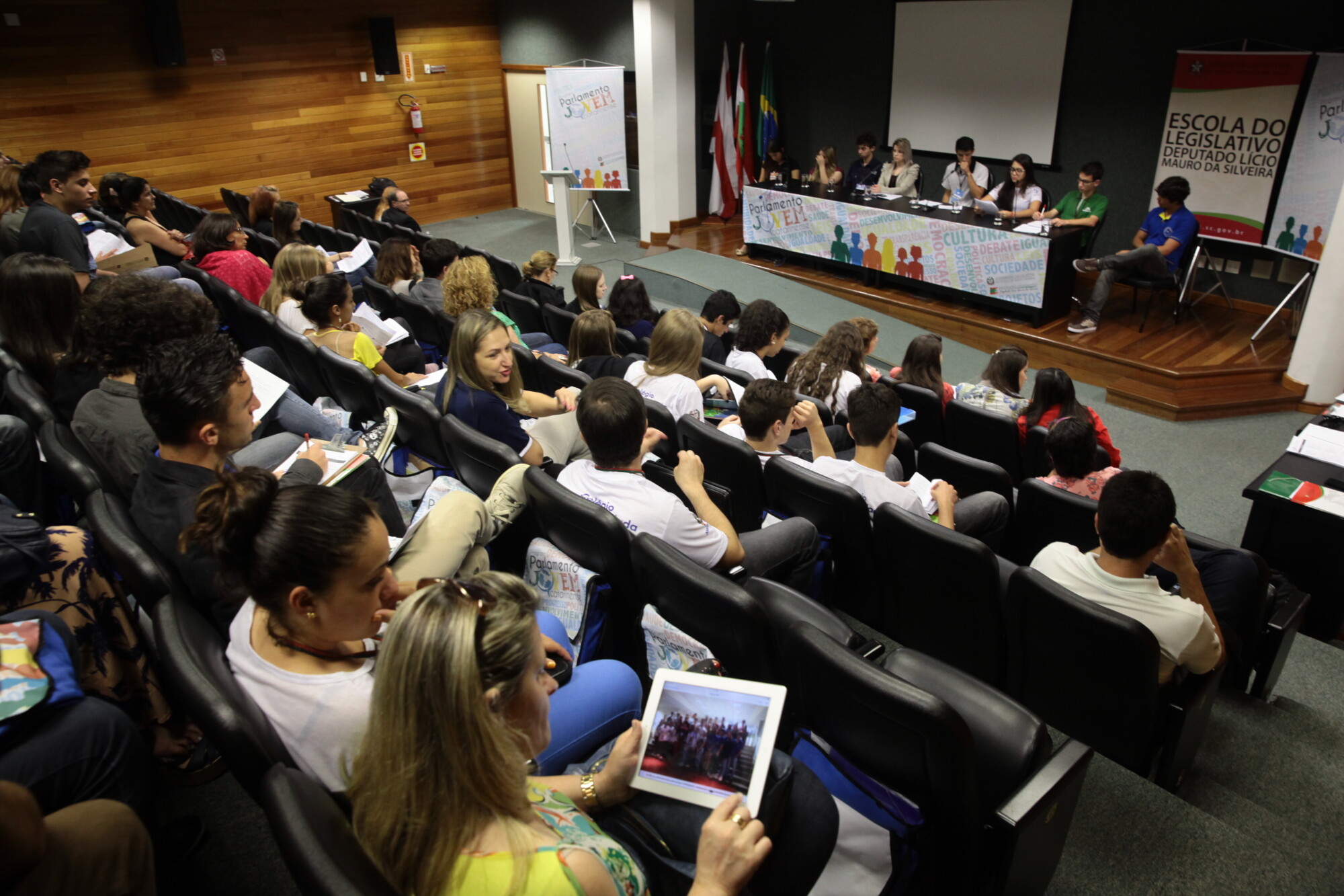 FOTOS: Miriam Zomer/Agência AL