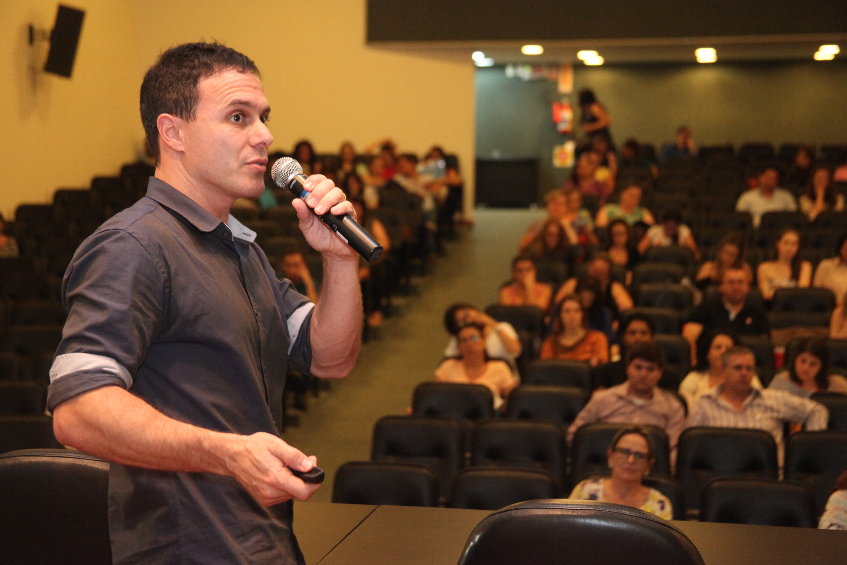 Seminário Fissuras e Interfaces da Sociedade Civil no Sistema de Garantia de Direitos. Foto: Fábio Queiroz/Agência AL