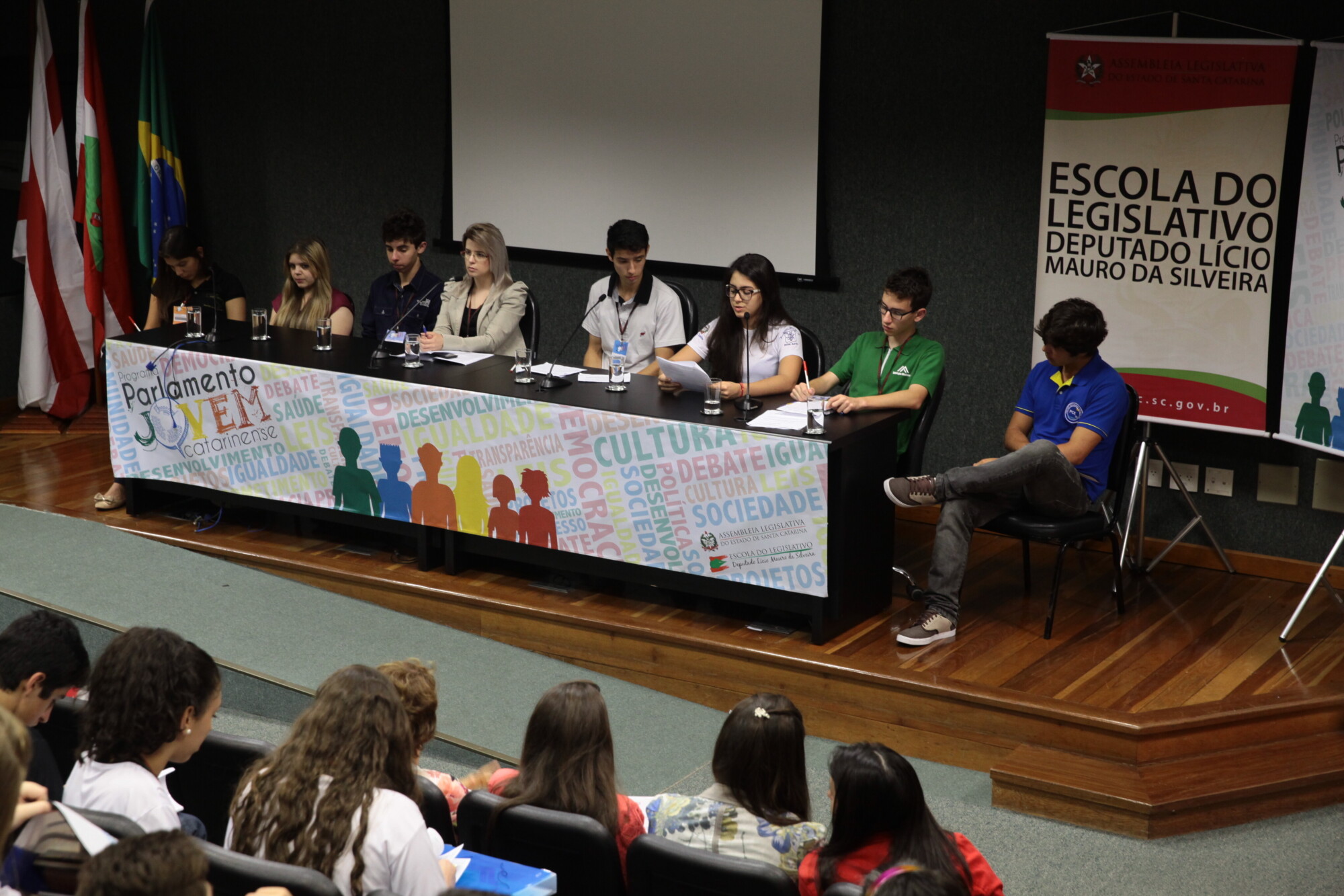 Parlamento Jovem se prepara para Sessão Plenária