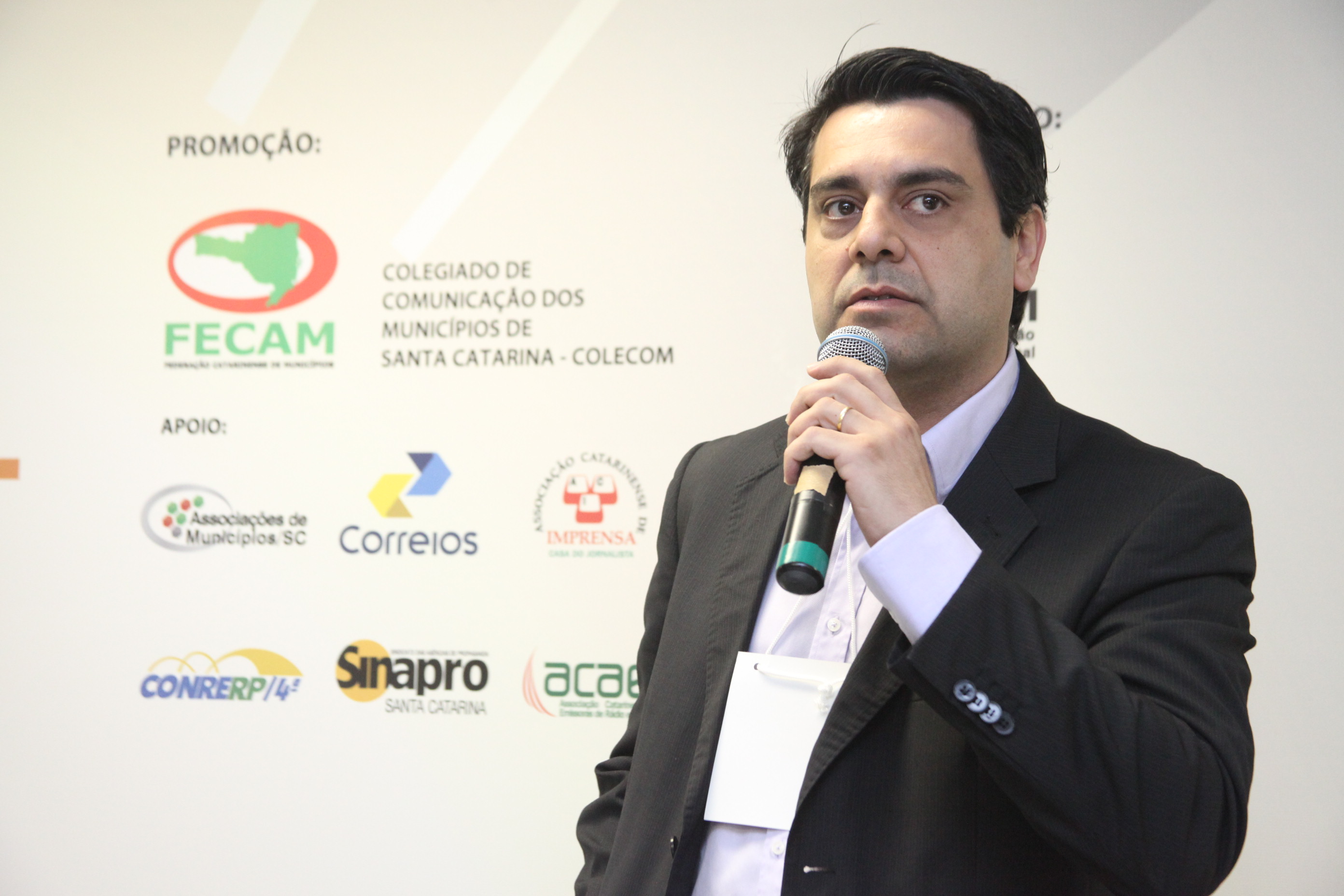 Chico Alves. 1° Seminário Catarinense de Comunicação Municipal. Foto: Fábio Queiroz / Agência AL