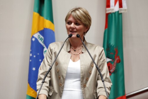 Dia internacional de combate à violência contra as mulheres
