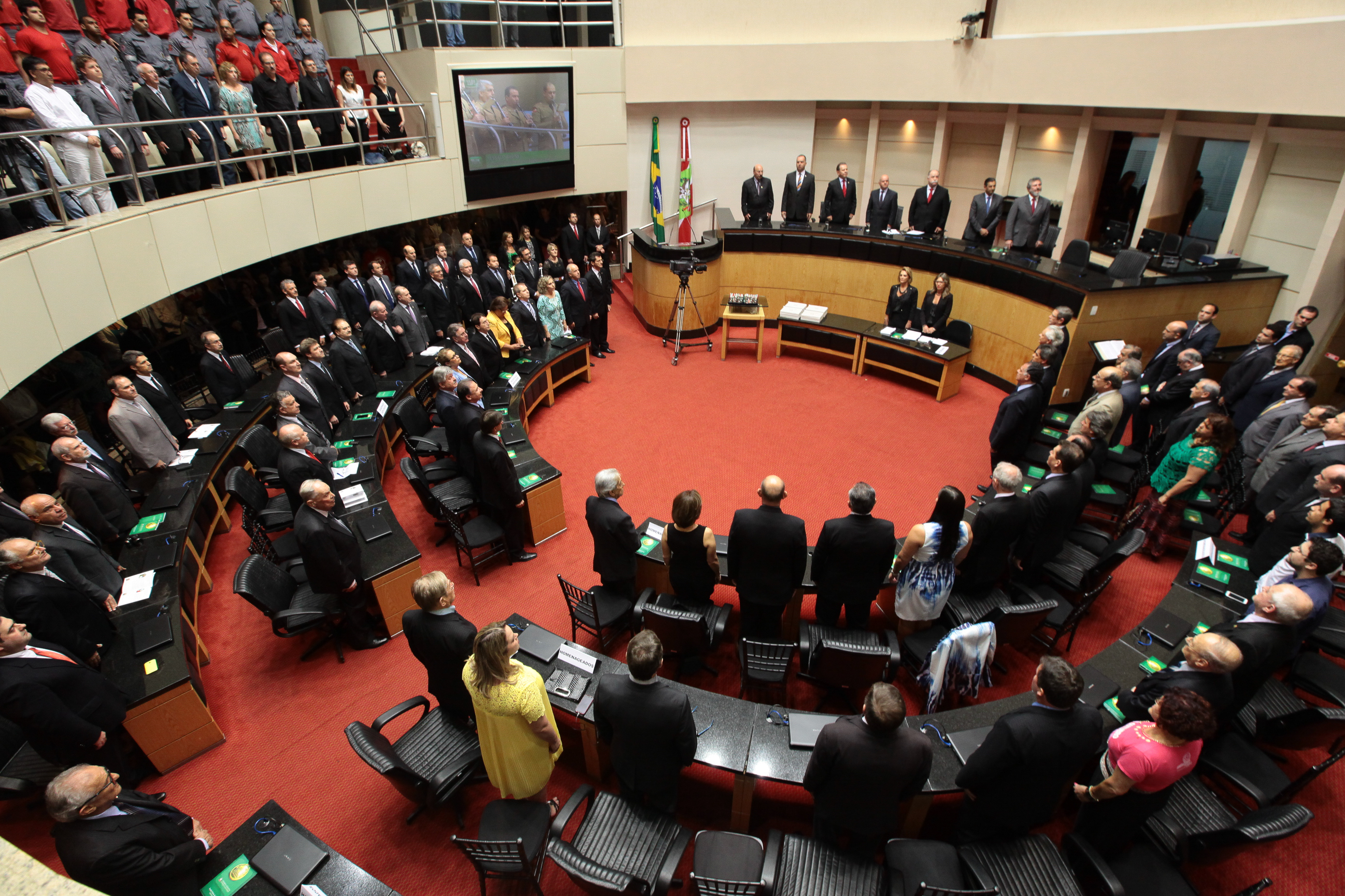 Sessão Solene de concessão da Comenda do Legislativo Catarinense. Foto: Miriam Zomer/Agência AL