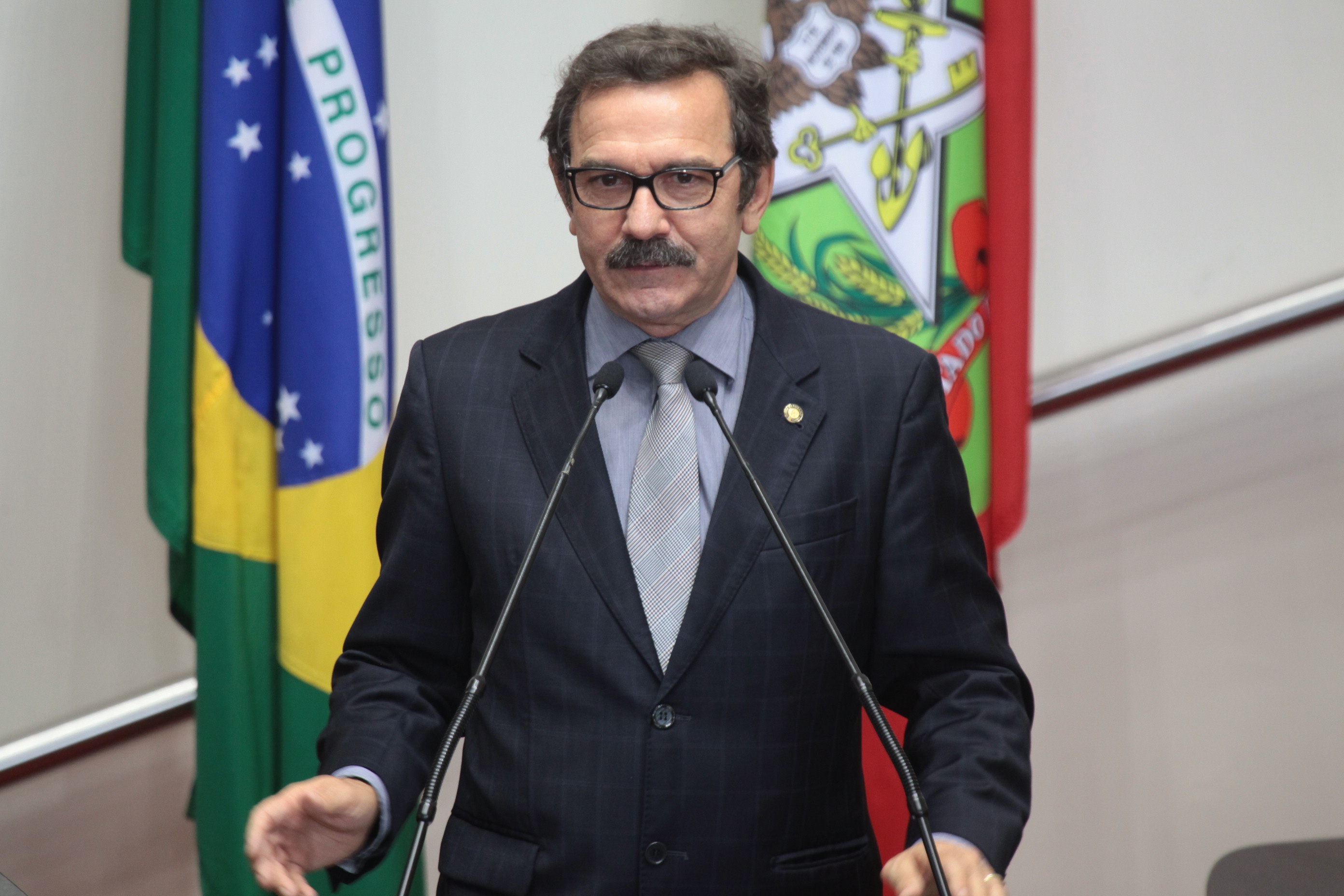 Deputado Antonio Aguiar (PMDB) - Sessão Ordinária - Plenário Osni Régis. Foto: Miriam Zomer/Agência AL