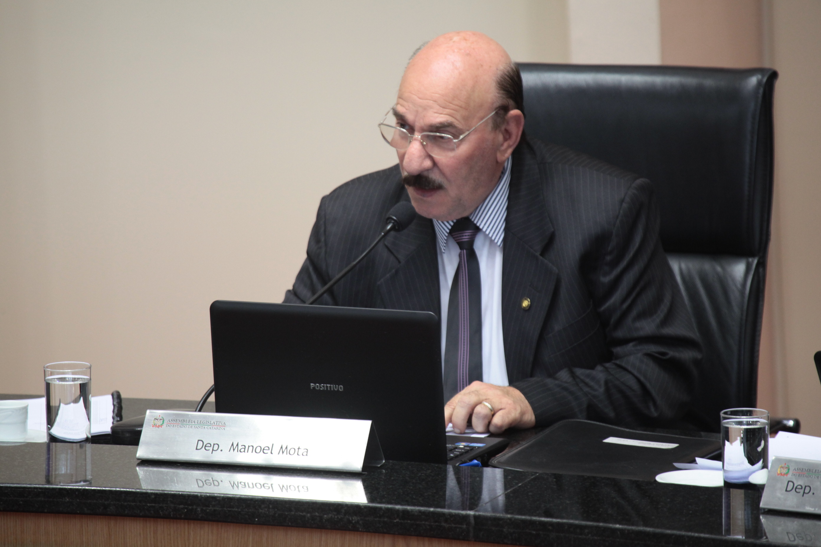 Deputado Manoel Mota (PMDB)  - Sessão Ordinária - Plenário Osni Régis. Foto: Miriam Zomer/Agência AL