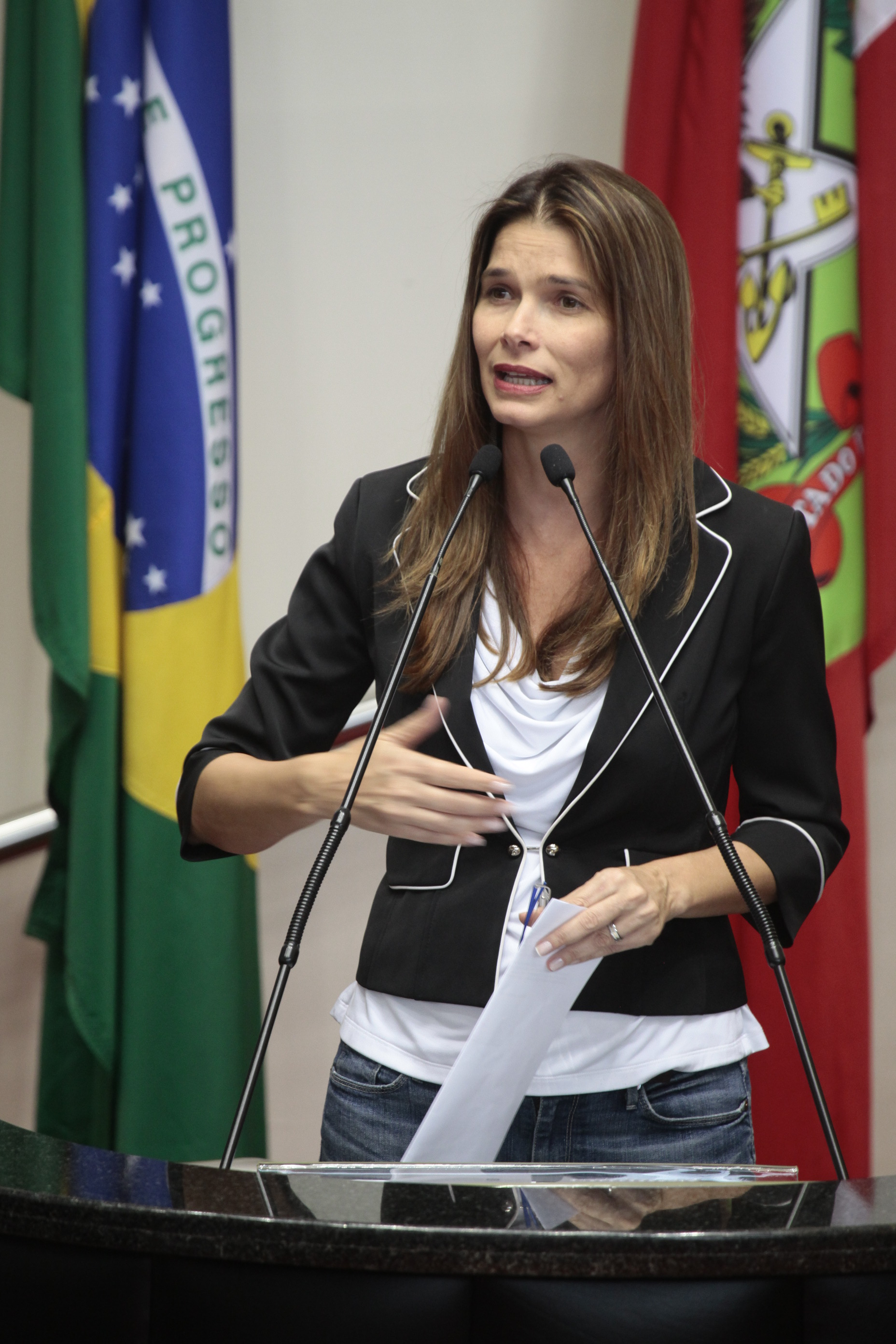 Deputada Angela Albino (PCdoB) - Sessão Ordinária - Plenário Osni Régis. Foto: Miriam Zomer/Agência AL